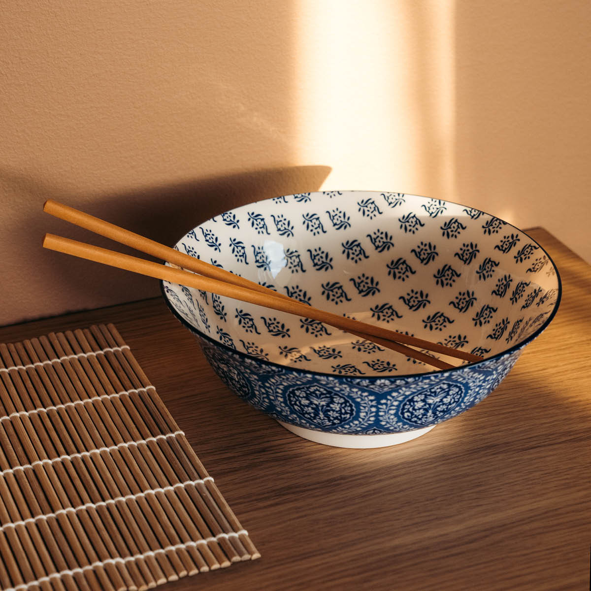 Stiernholm Sakura skål 21 cm 1,2L hvit/blå