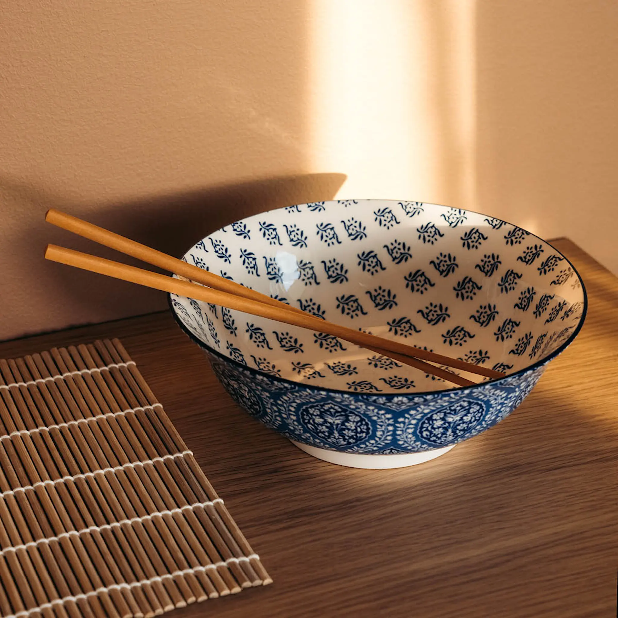 Stiernholm Sakura skål 21 cm 1,2L hvit/blå