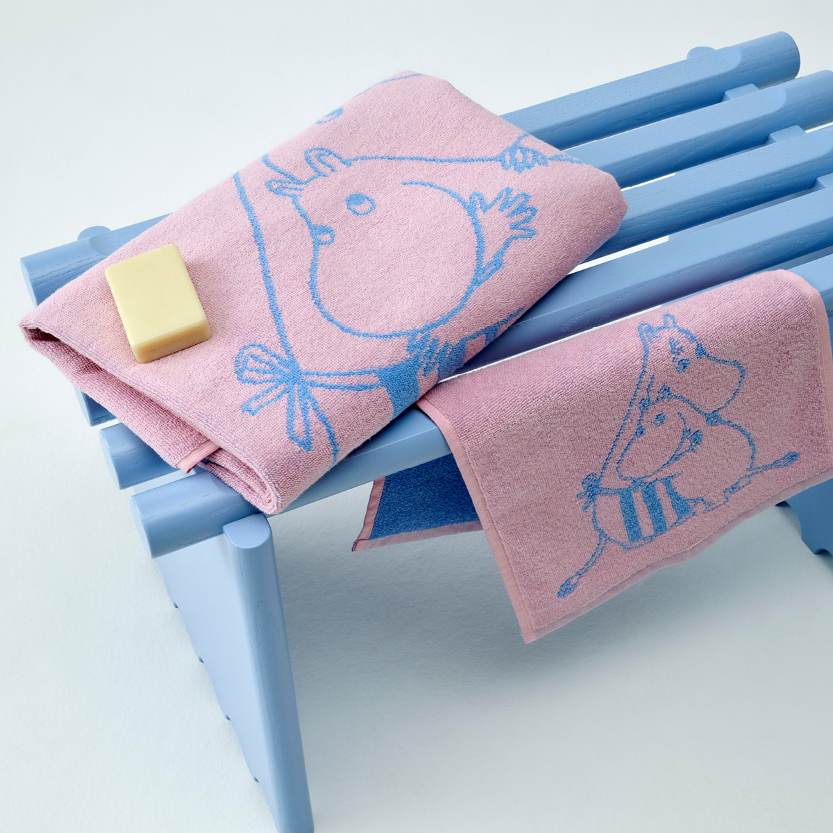 Moomin Arabia Mumin handduk 30x50 cm Familjemys