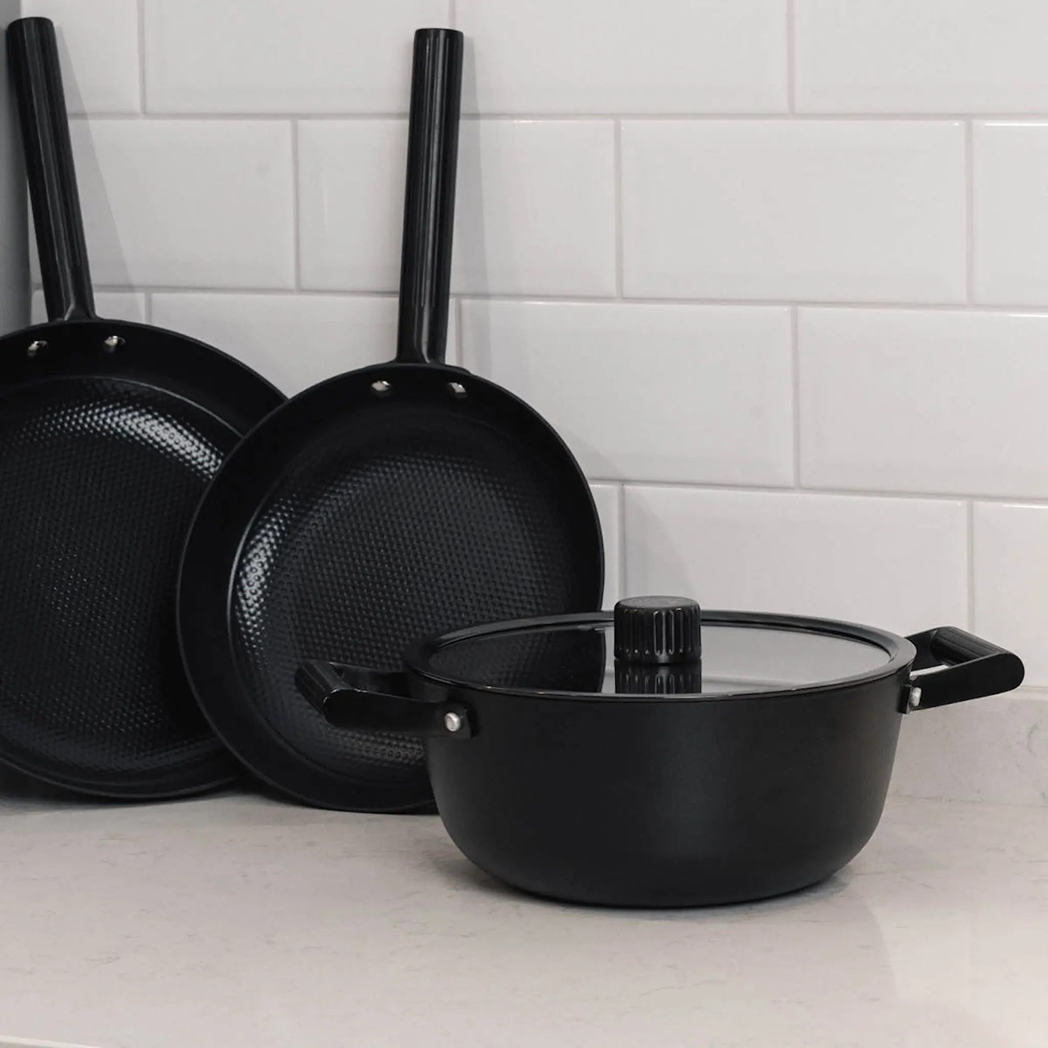 Vargen & Thor Aska støpejernsgryte 3,5L svart