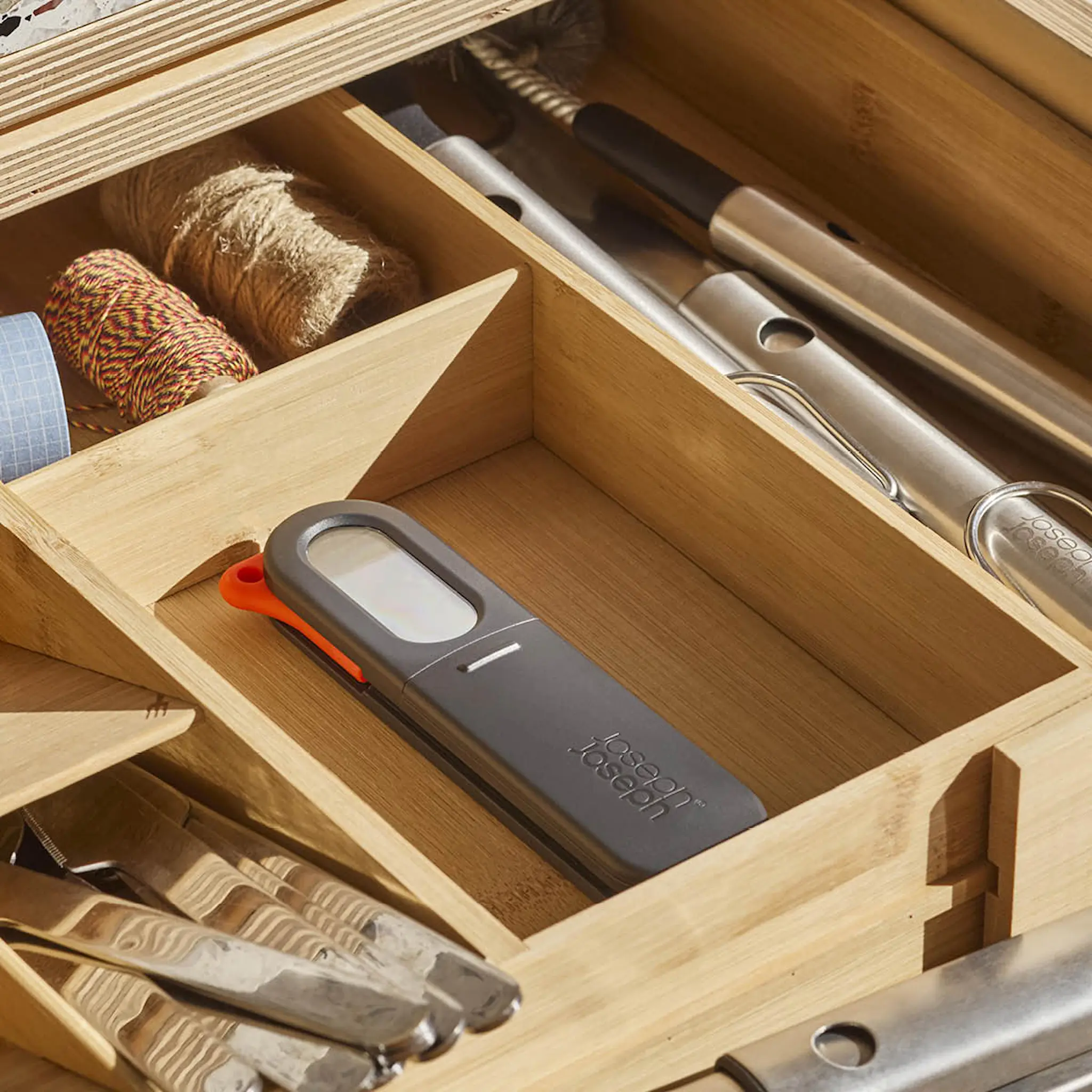 Joseph Joseph ThermaPoint digital termometer 15,5 cm graphite