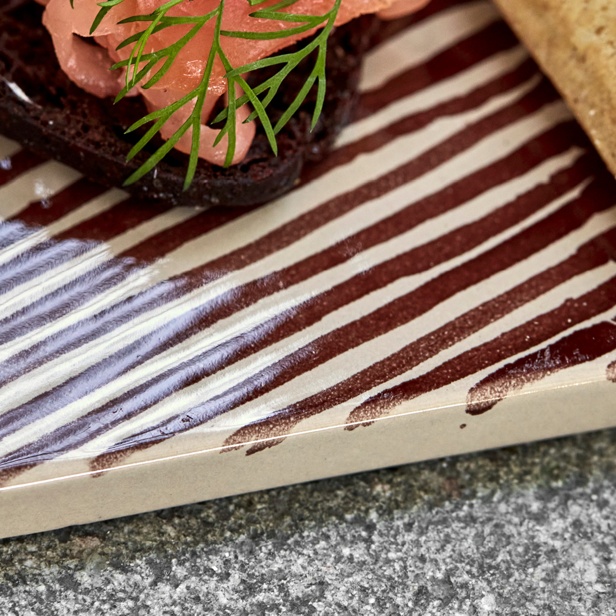 House Doctor Diva serveringsfat / assiett 26x12 cm 2-pack brun