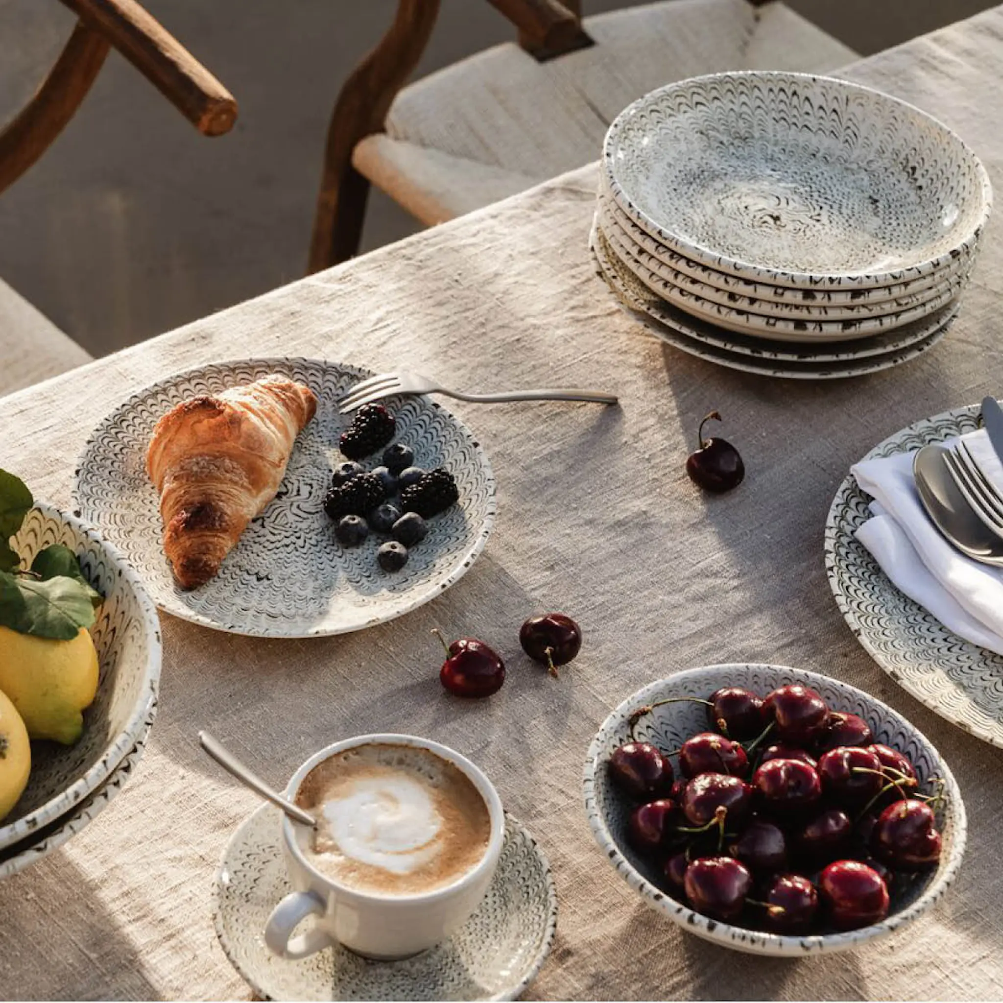 Thomas Sandora Syvä lautanen 21 cm Light Beige