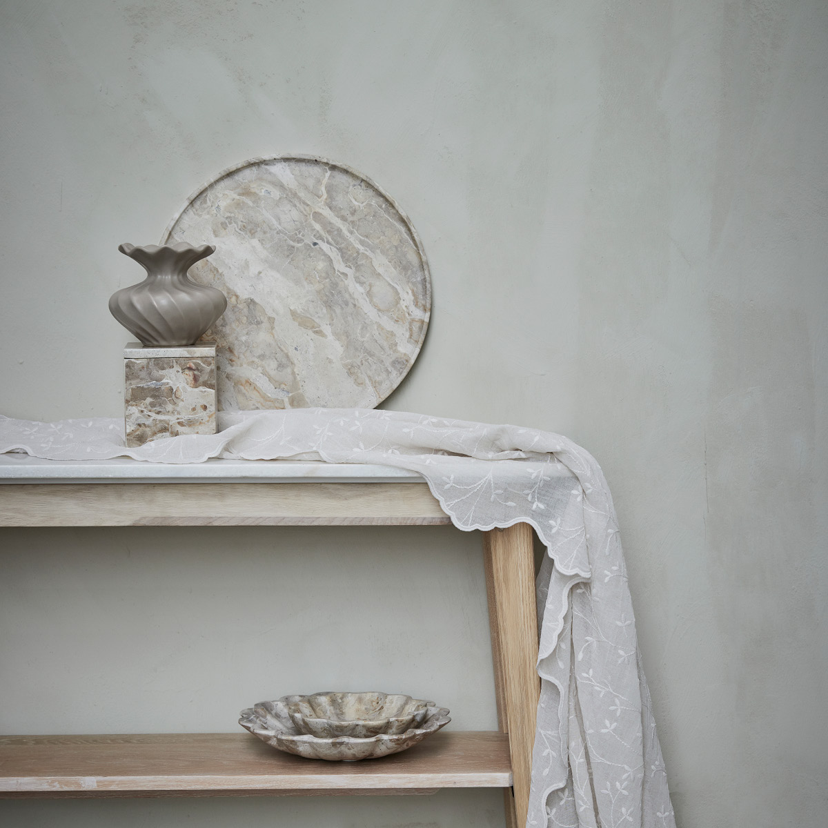 Lene Bjerre Ellia serveringsfat 40x40 cm sand