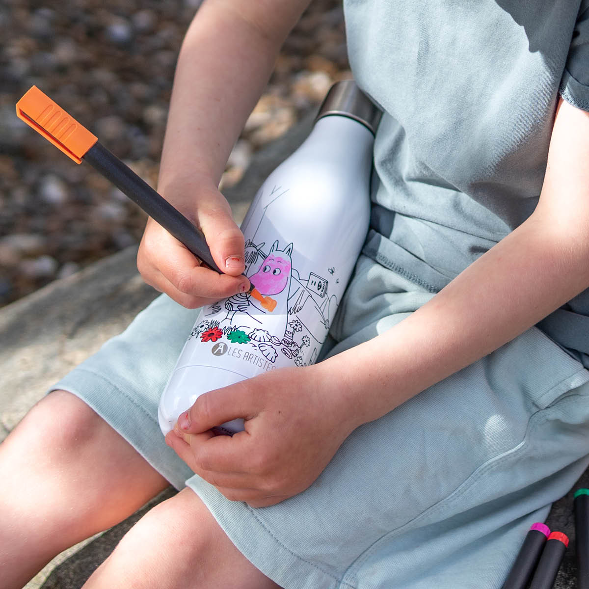 Les Artistes Bottle Up Mummi termoflaske m/tusjer 0,5L hvit