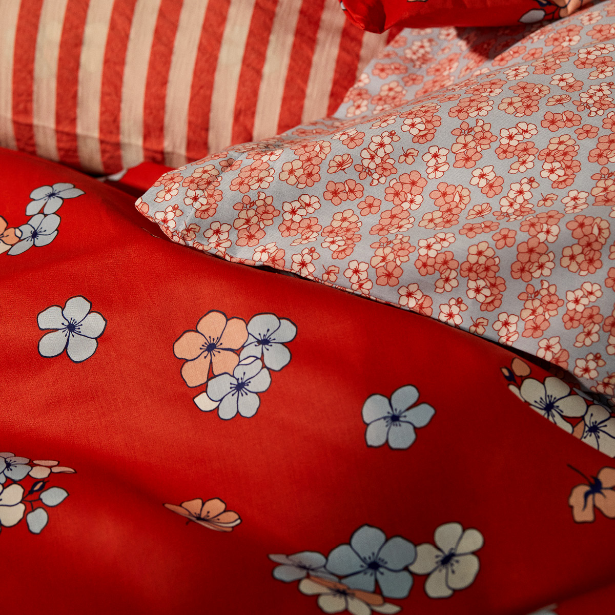 Juna Grand Pleasantly sengetøy 140x220 cm chili