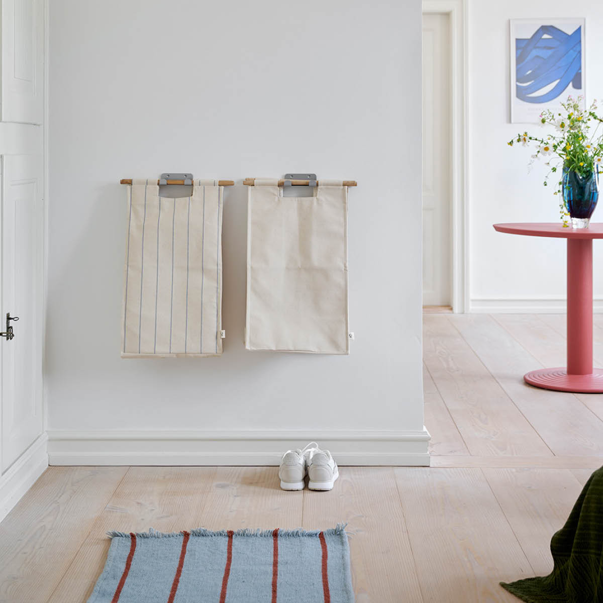 ReCollector BagUp väggmonterad förvaringspåse 24,5x35x57 cm Cobolt Blue