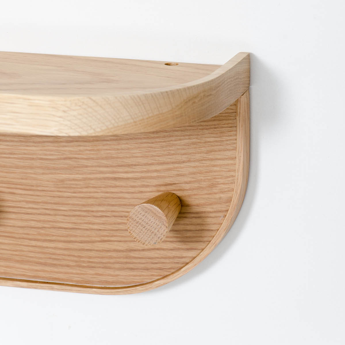 Wireworks Nook Seinähylly 5 koukulla 71 cm Tammi