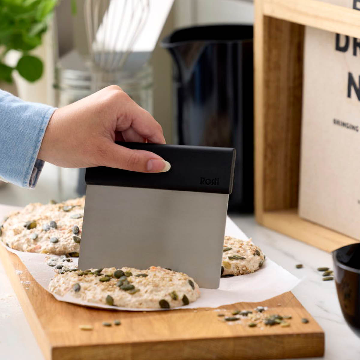 Rosti Emma degskrapa stål black