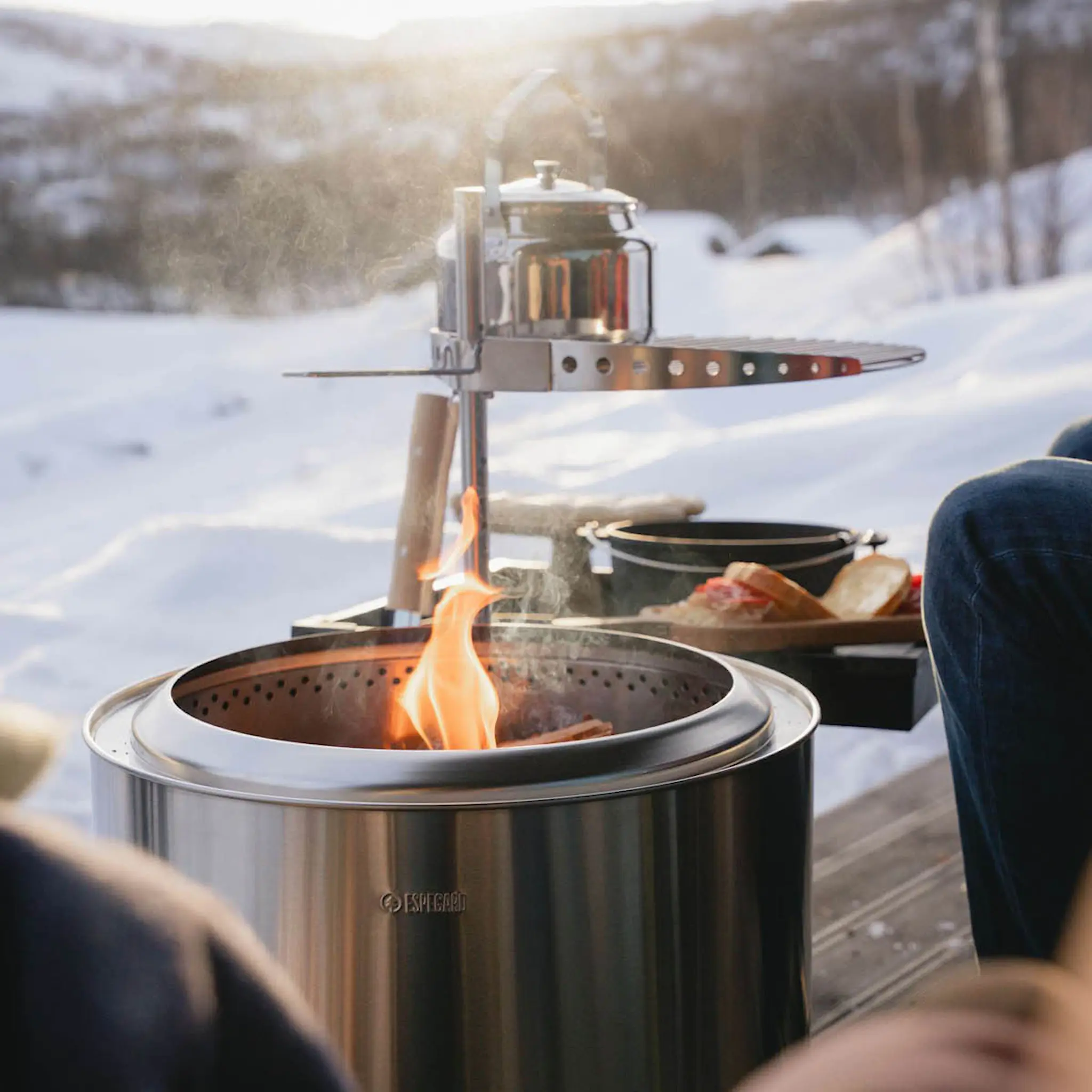 Espegard Eld 50 Tulisija grillitelineellä