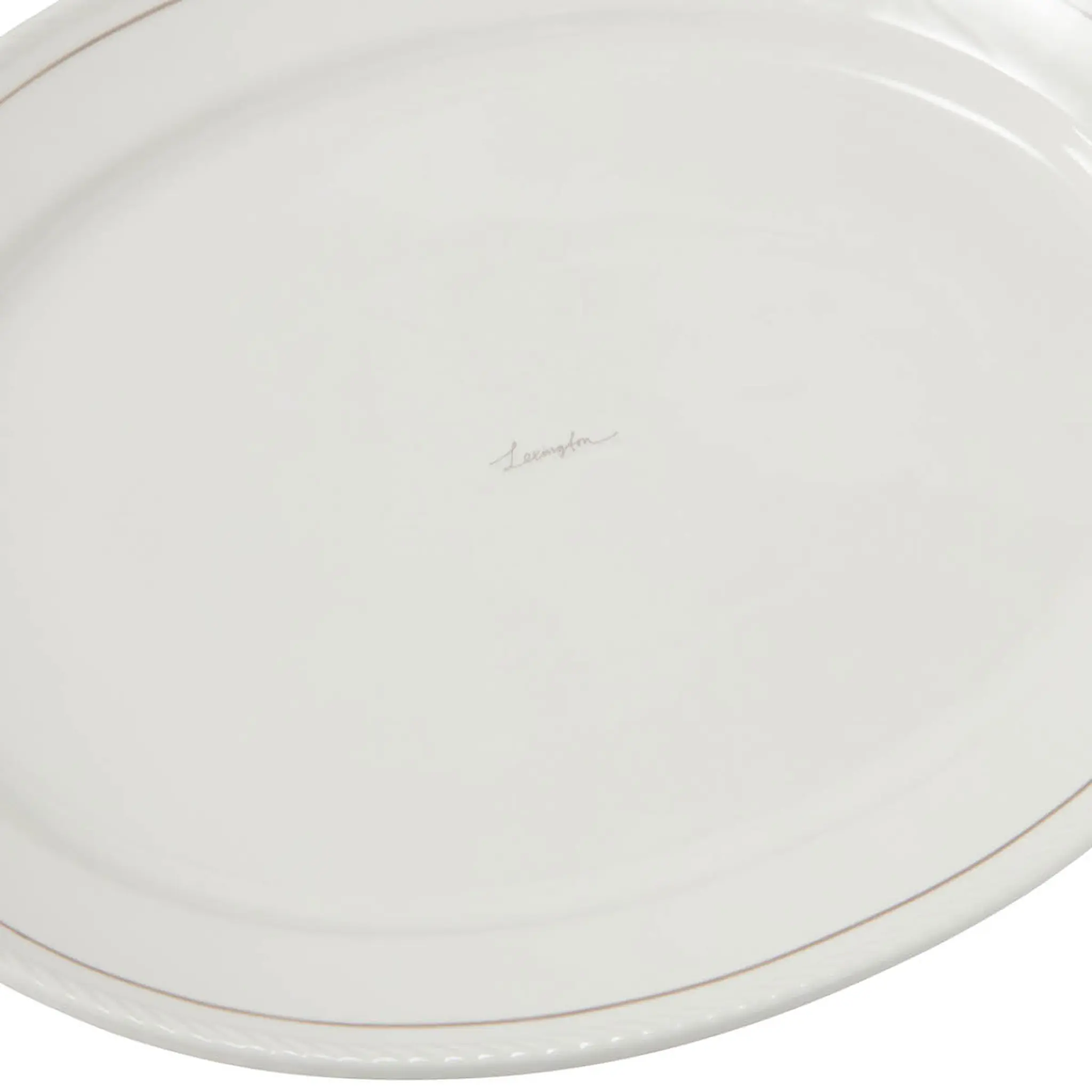 Lexington Icons ovalt fat 29x42 cm vit/beige