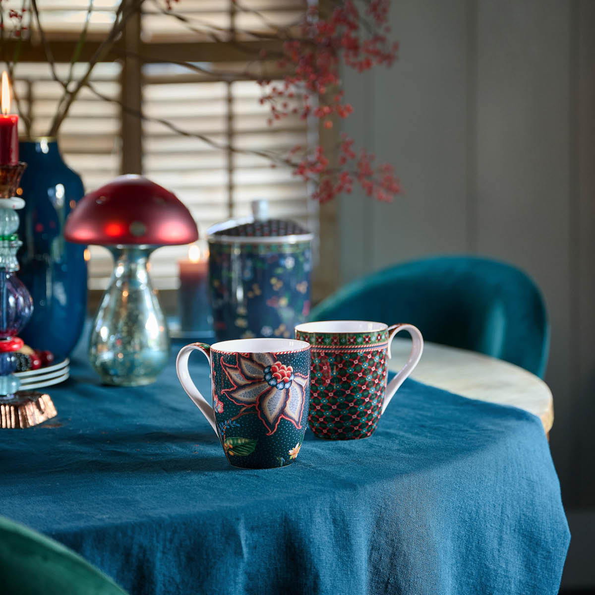 Pip Studio Berry Blues Flowers Muki XL 45 cl Sininen