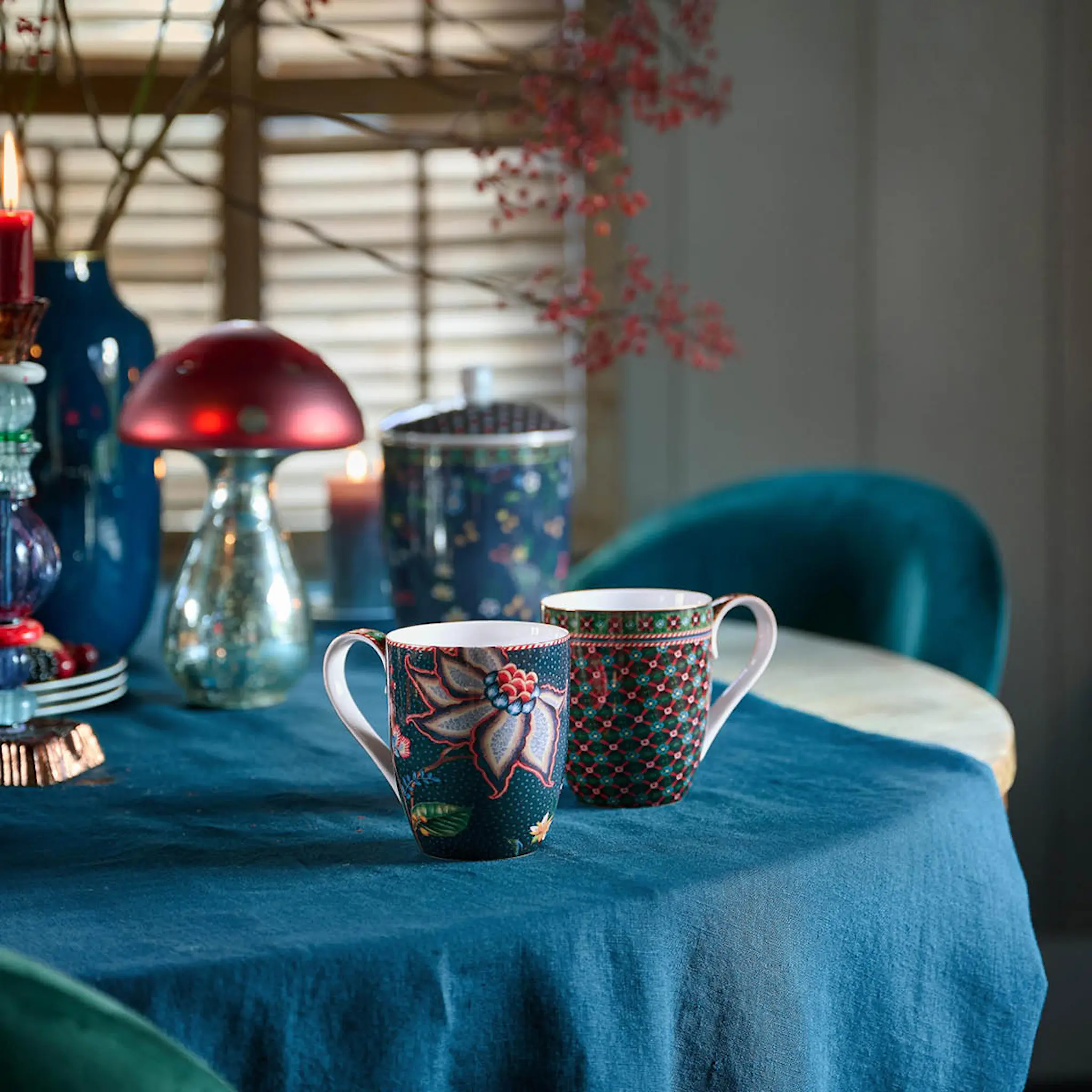 Pip Studio Berry Blues Flowers Muki XL 45 cl Sininen