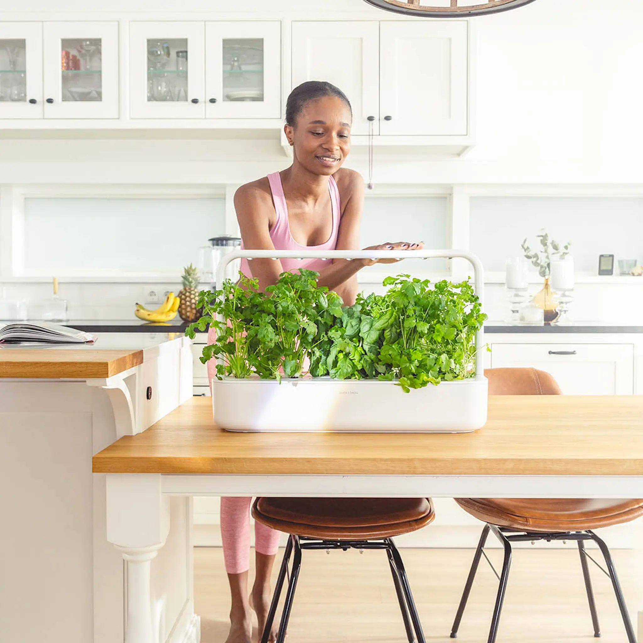 Click & Grow Smart Garden 9 startpakke hvit