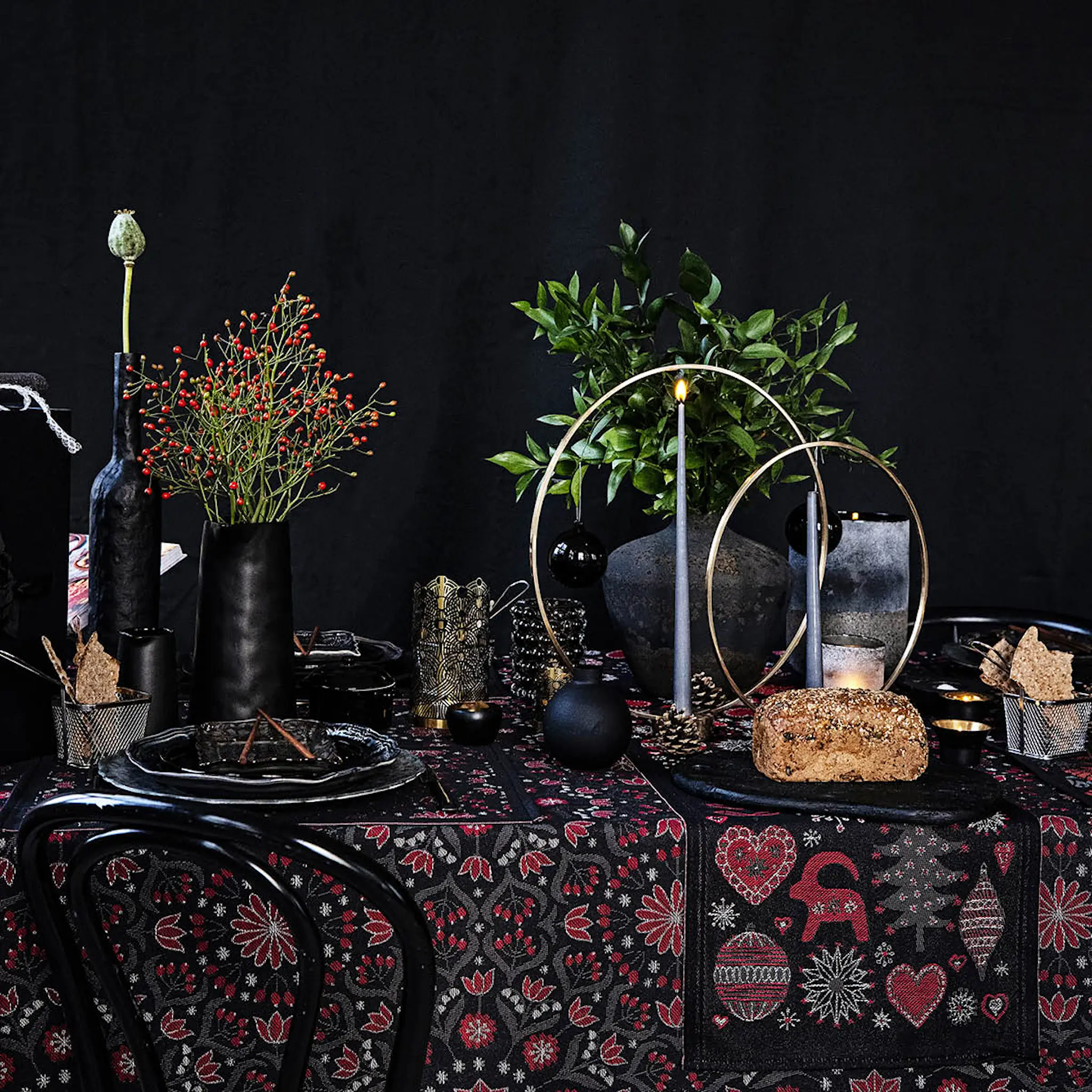 Ekelund Bettys Jul Pöytäliina 145x250 cm Punainen