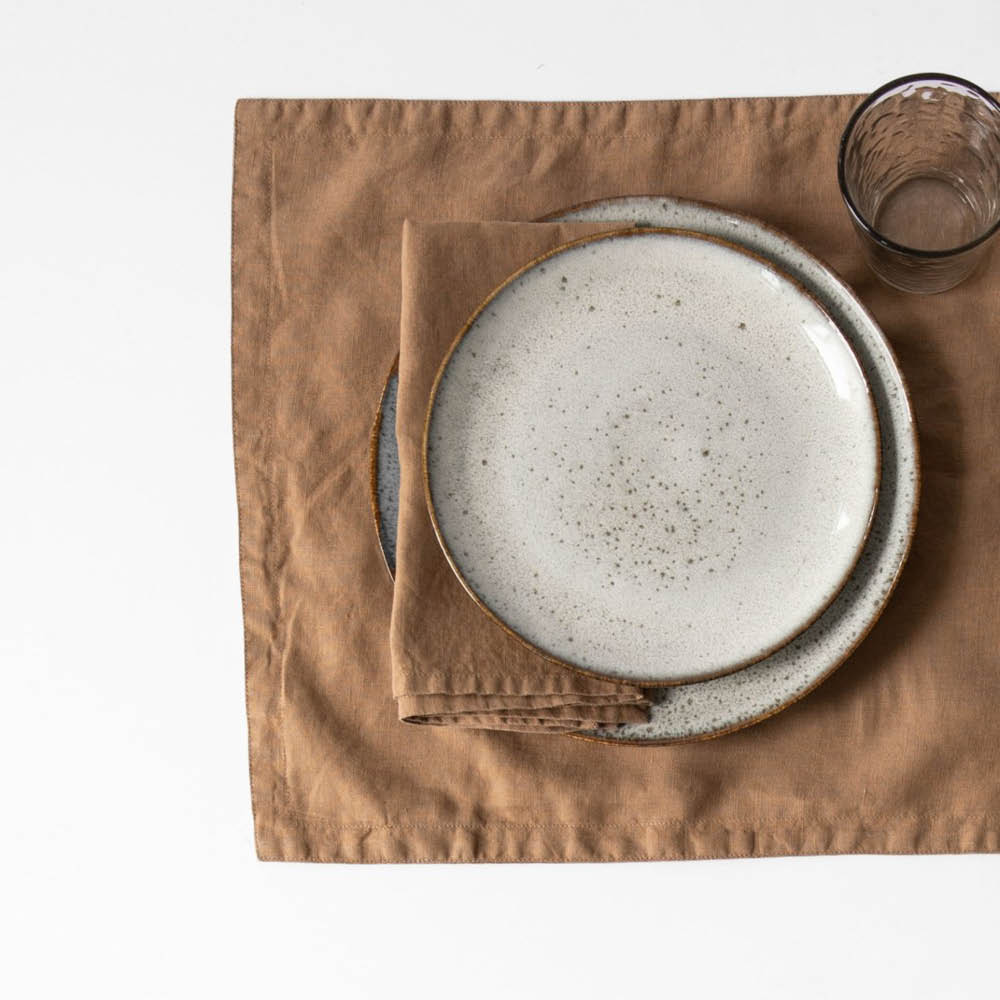 Tell Me More Pöytätabletti pellava 35x50 cm Hazelnut