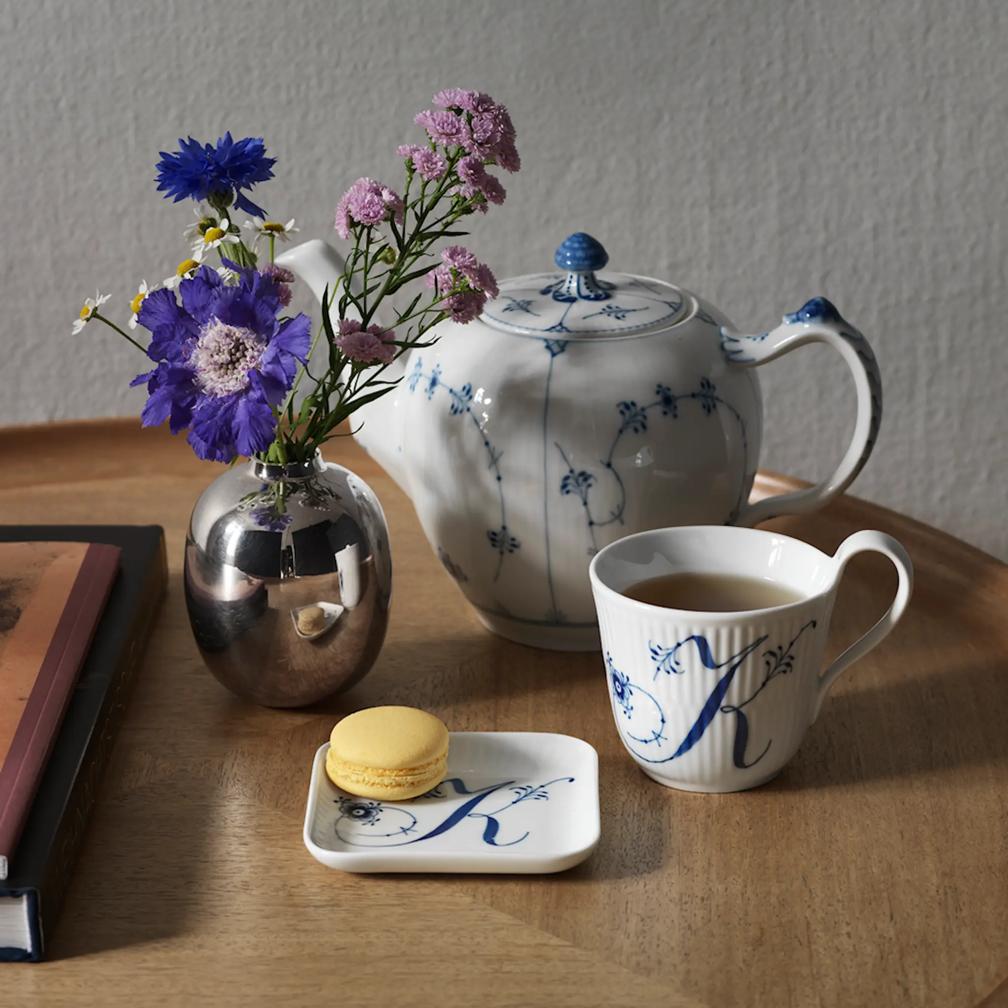 Royal Copenhagen Blue Fluted Alphabet Muki 33 cl K