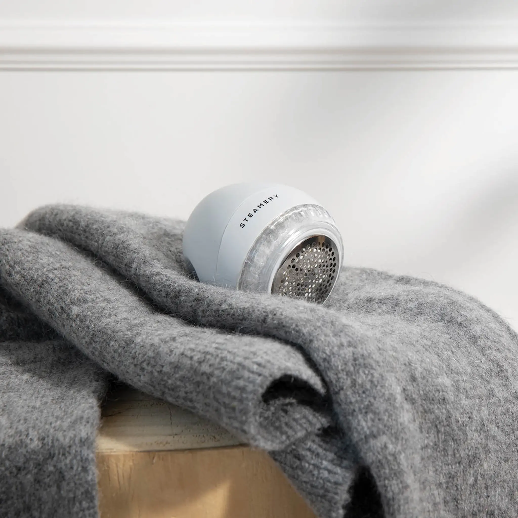 Steamery Pilo noppborttagare grå