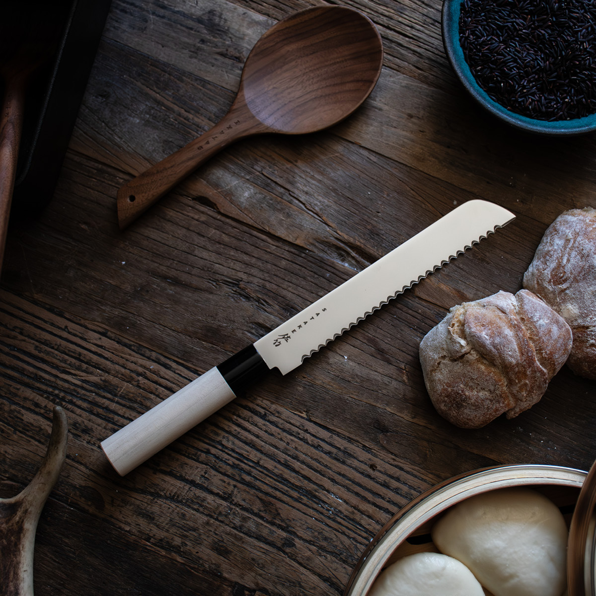 Satake Houcho brødkniv 24 cm