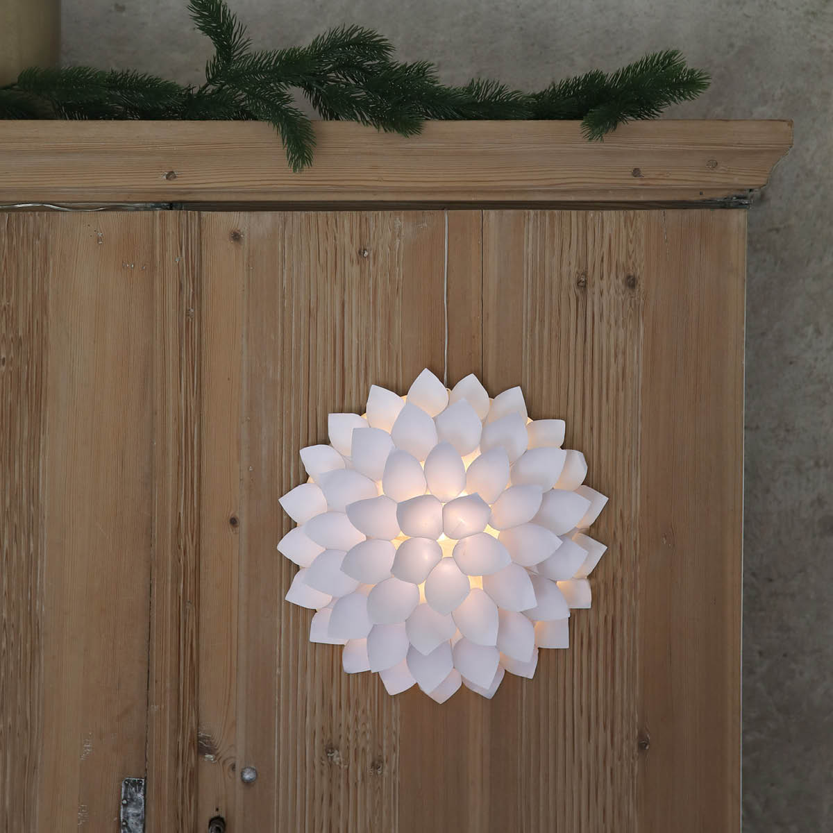 Markslöjd Dahlia Vegg-/borddekorasjon 35 cm hvit