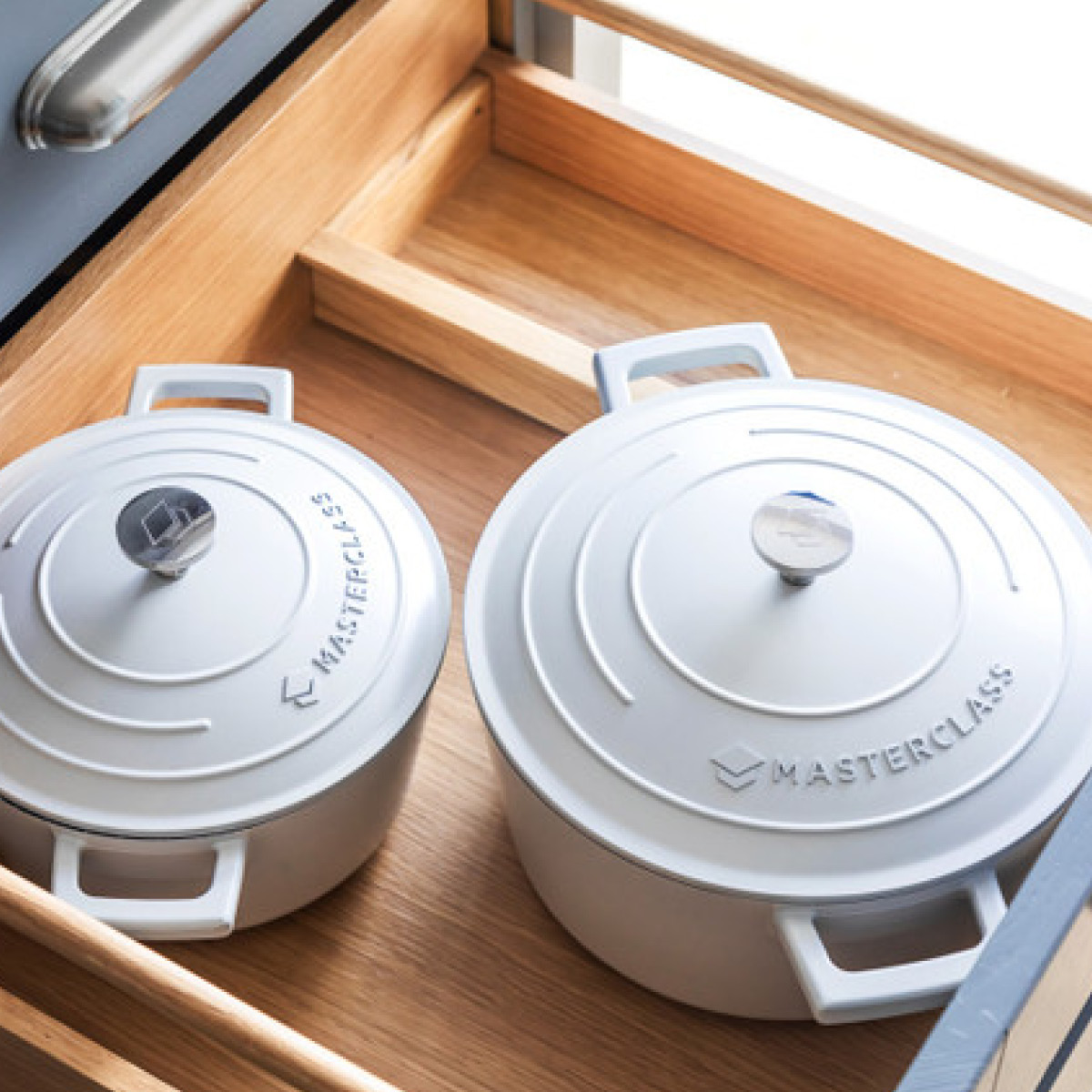 MasterClass Cast Aluminium Pata 2,5 L Creme