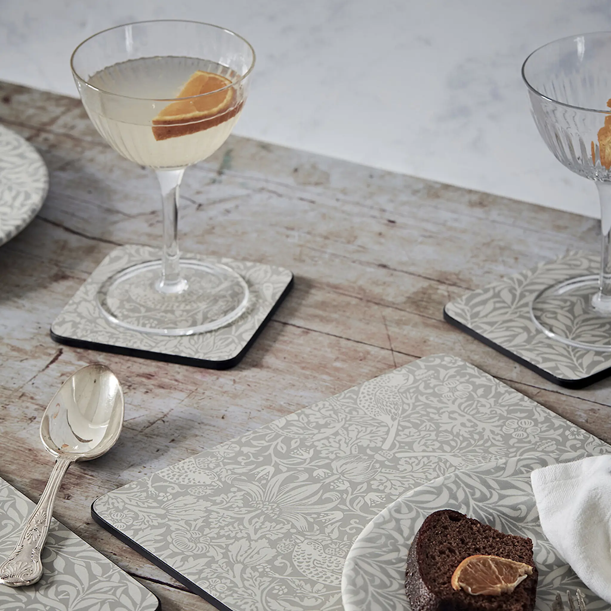 Morris & Co Strawberry Thief Lasinalunen 6 kpl Puhdas valkoinen