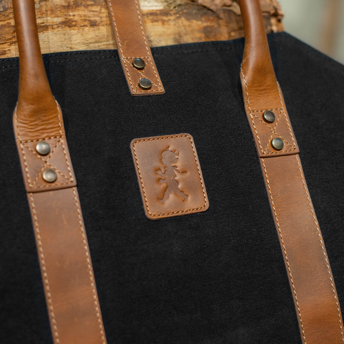 SOLSTICKAN Canvas vedkorg 100×42 cm svart