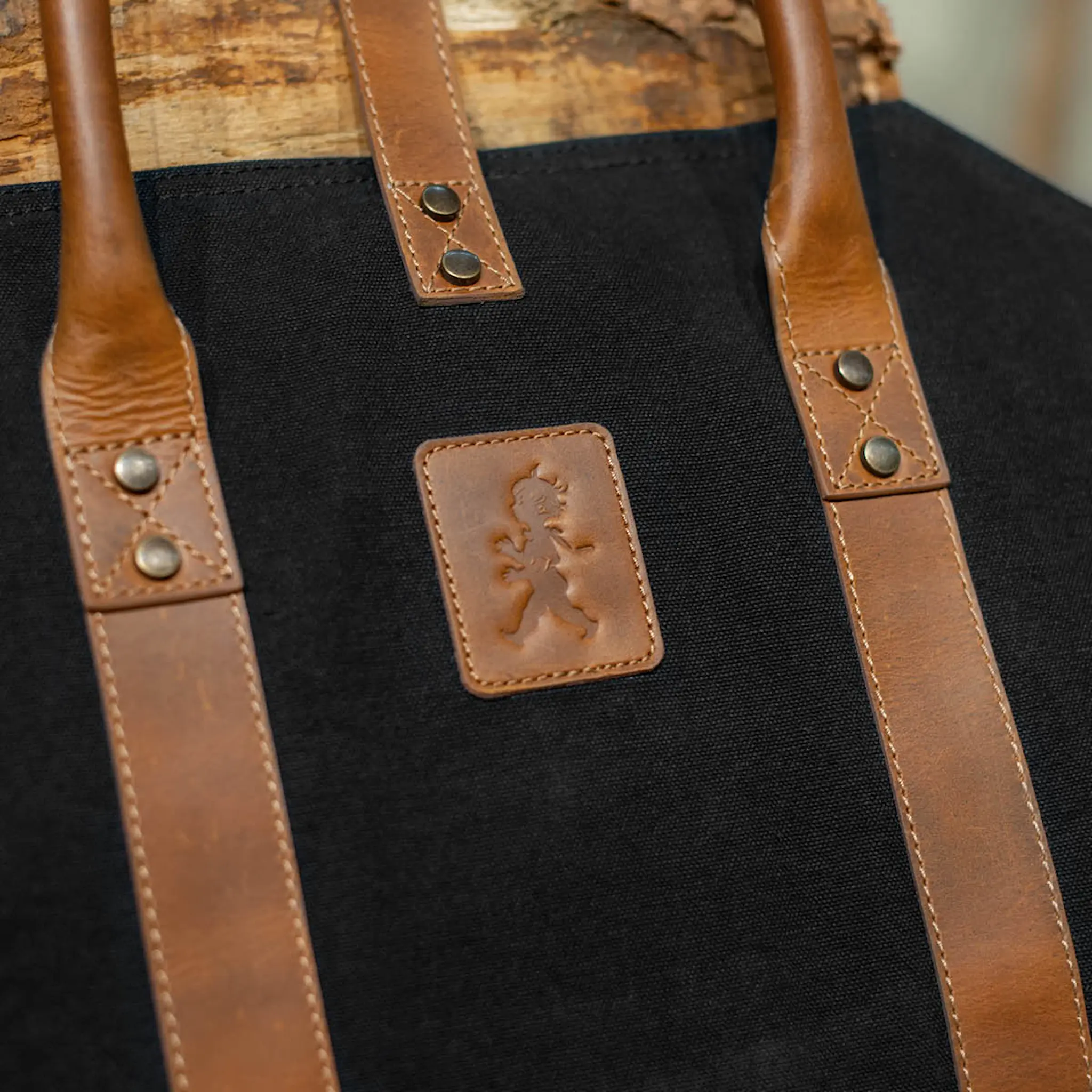 SOLSTICKAN Canvas vedkorg 100×42 cm svart