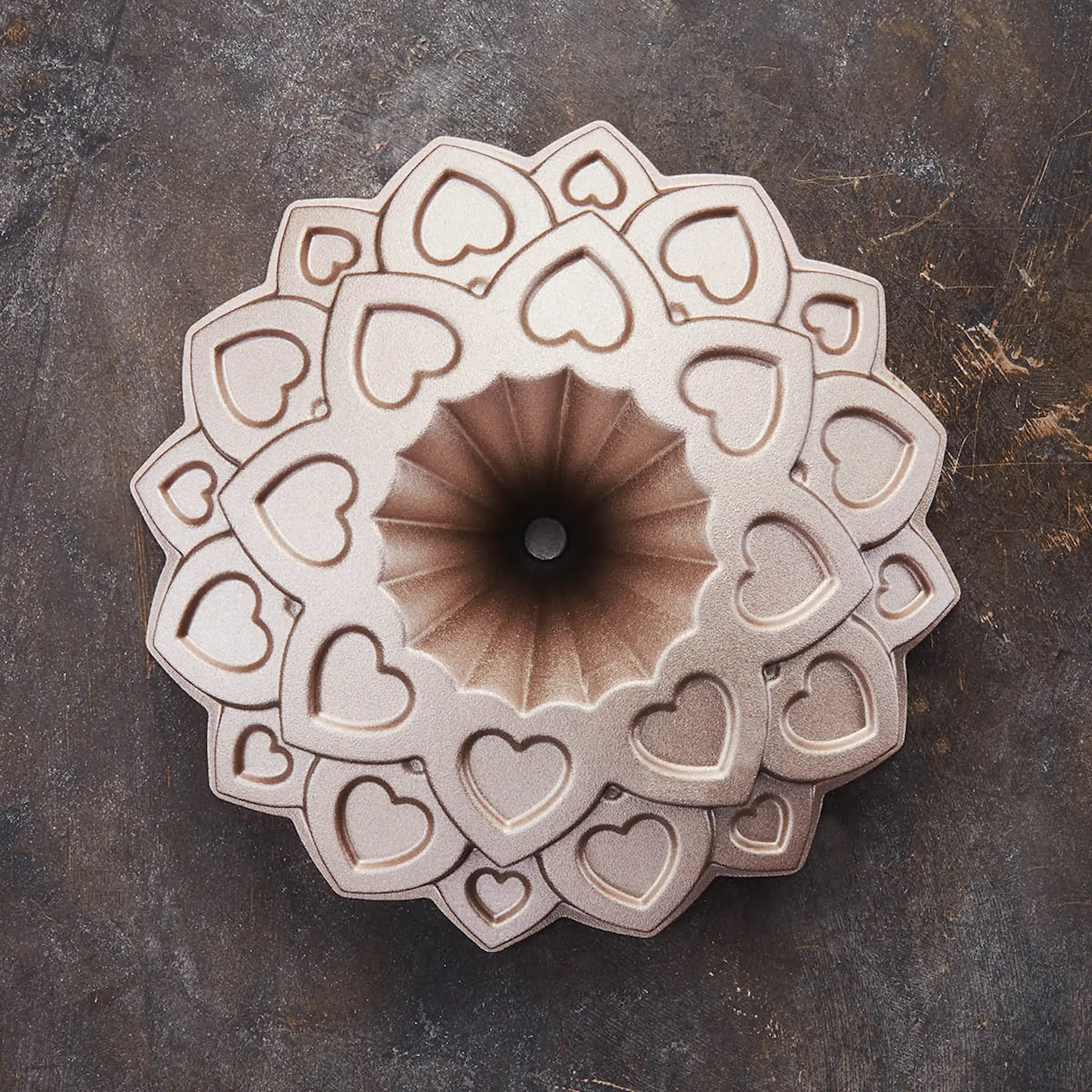 Birkmann Contoura Leivontavuoka sydän 27 cm Hopea