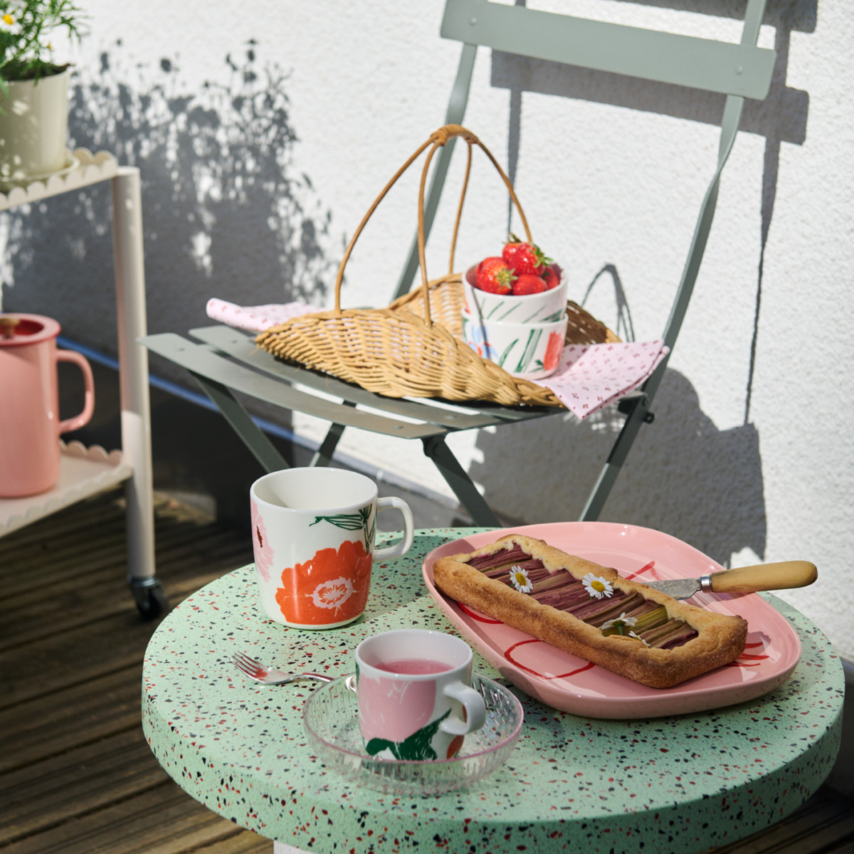 Marimekko Puutarhakutsut mugg 40 cl vit/grön/orange