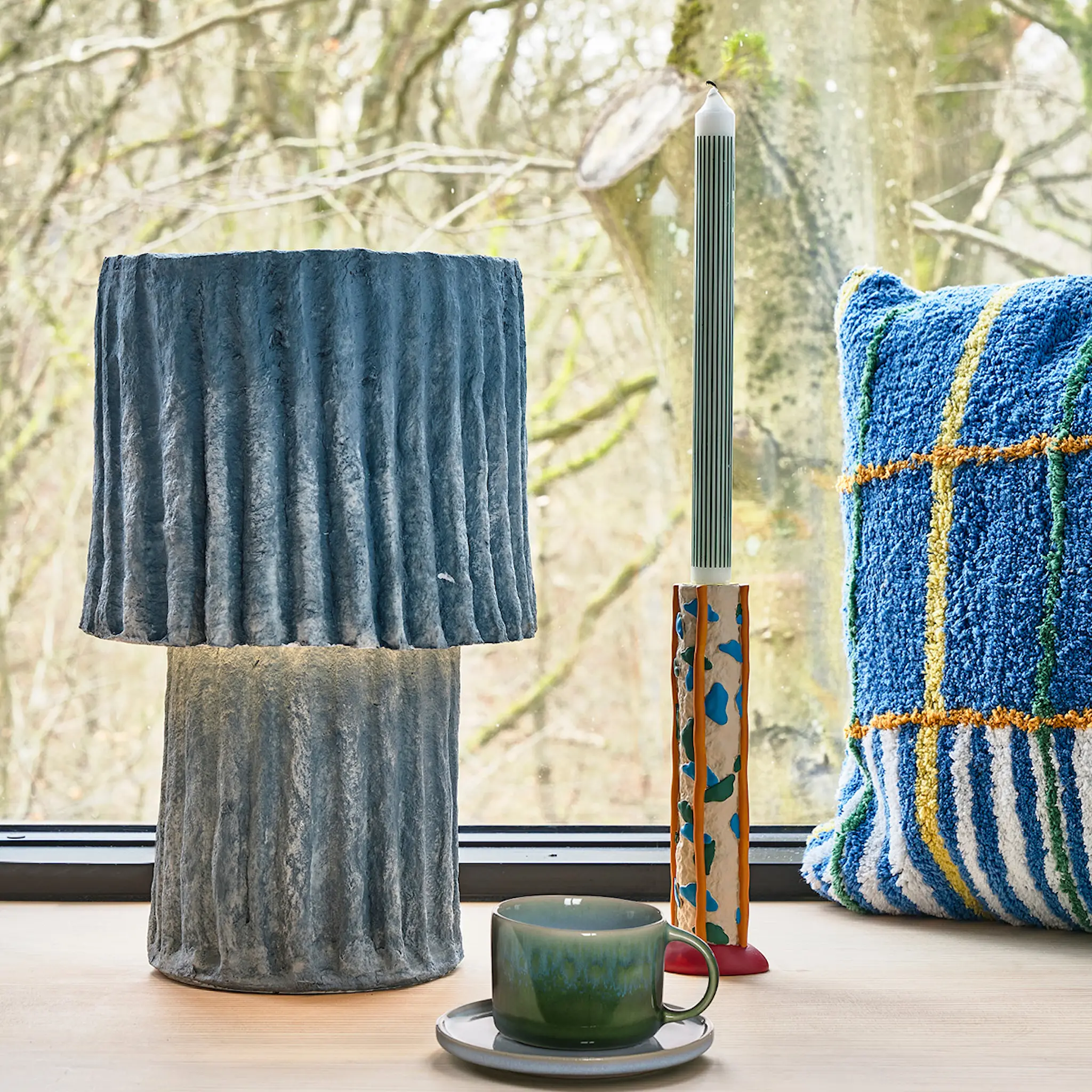 Villa Collection Styles Ljusstake med prickar 21 cm Blå/Amber Polyresin