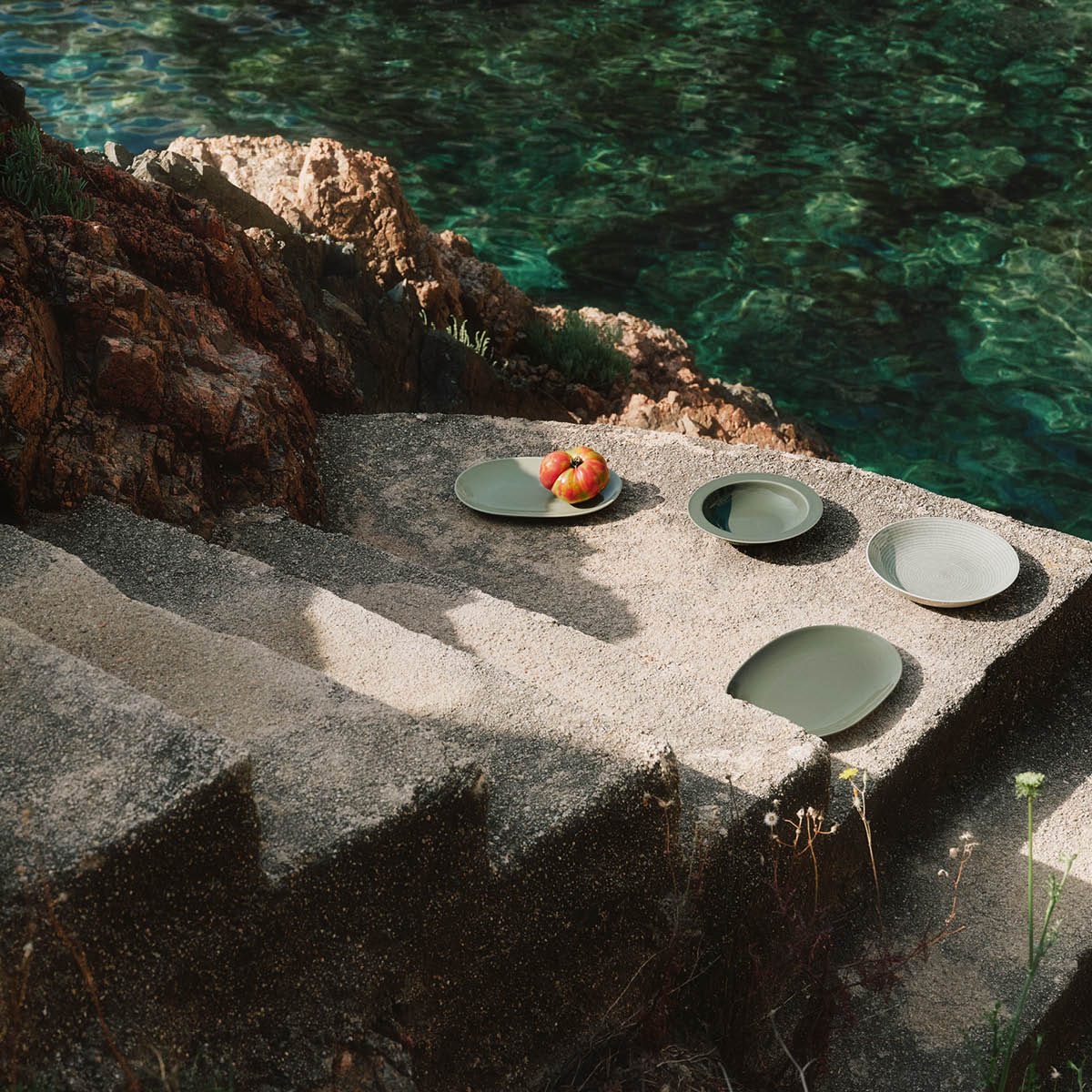 Arabia 24h oval tallerken 18x28 cm salviegrønn