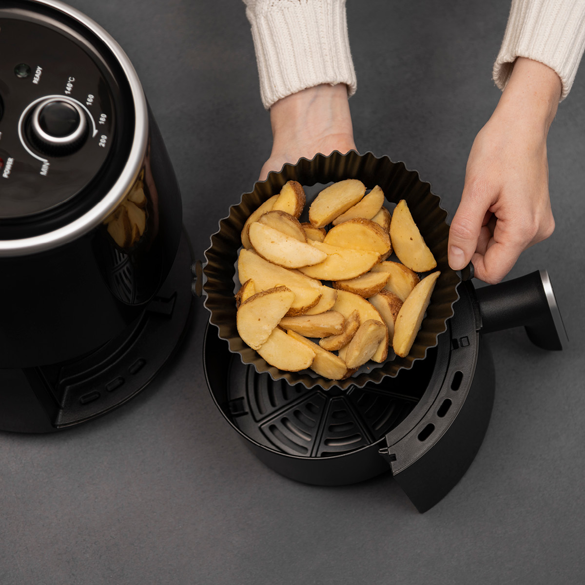 Maku Kitchen Life Silikonform till airfryer 21,5 cm