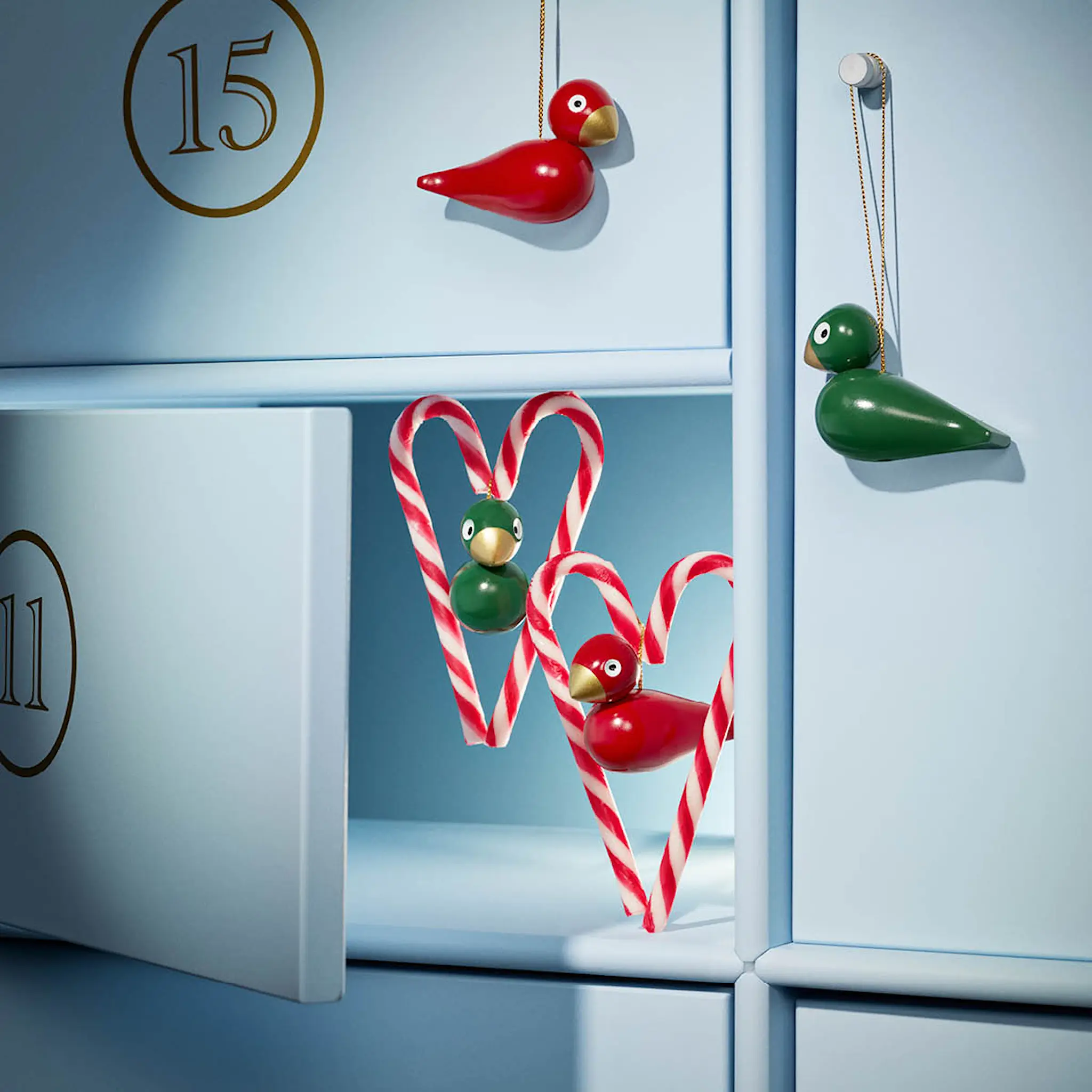 Kay Bojesen Denmark Julefugler 5 cm 2 stk rød/grønn hover