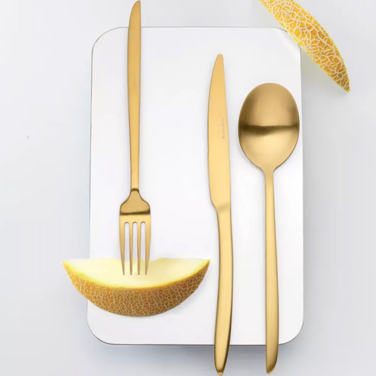 Eternum Orca bestikksett 24 deler gull