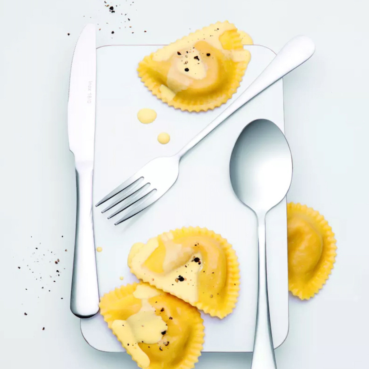 Eternum Napoli bestikksett 72 deler rustfritt stål