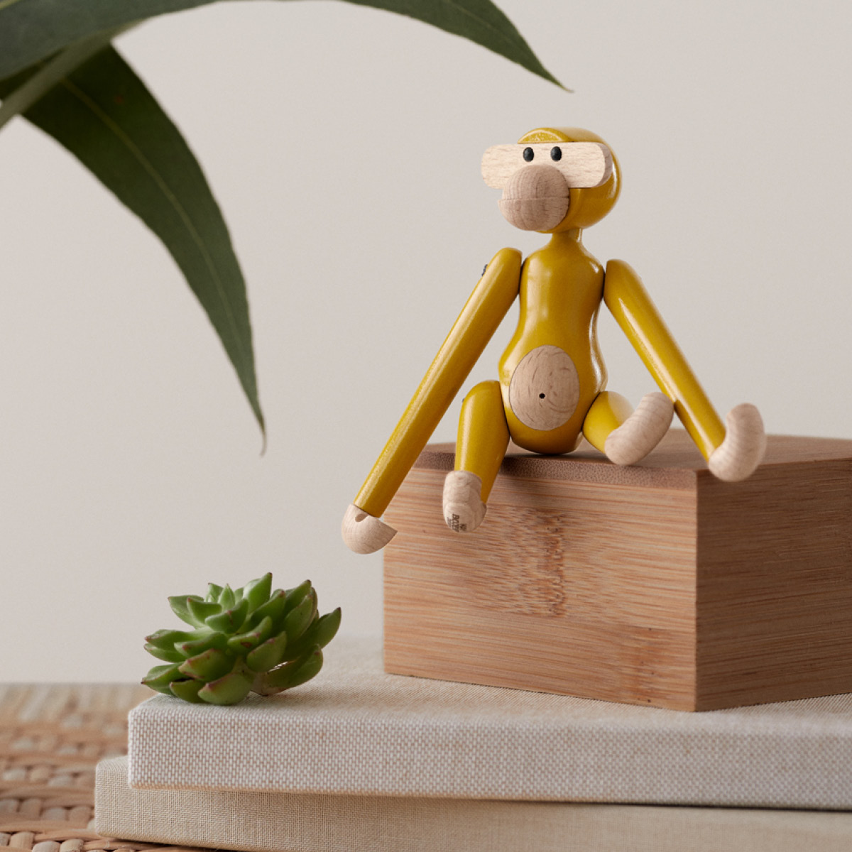 Kay Bojesen Denmark Ape mini vintage gul