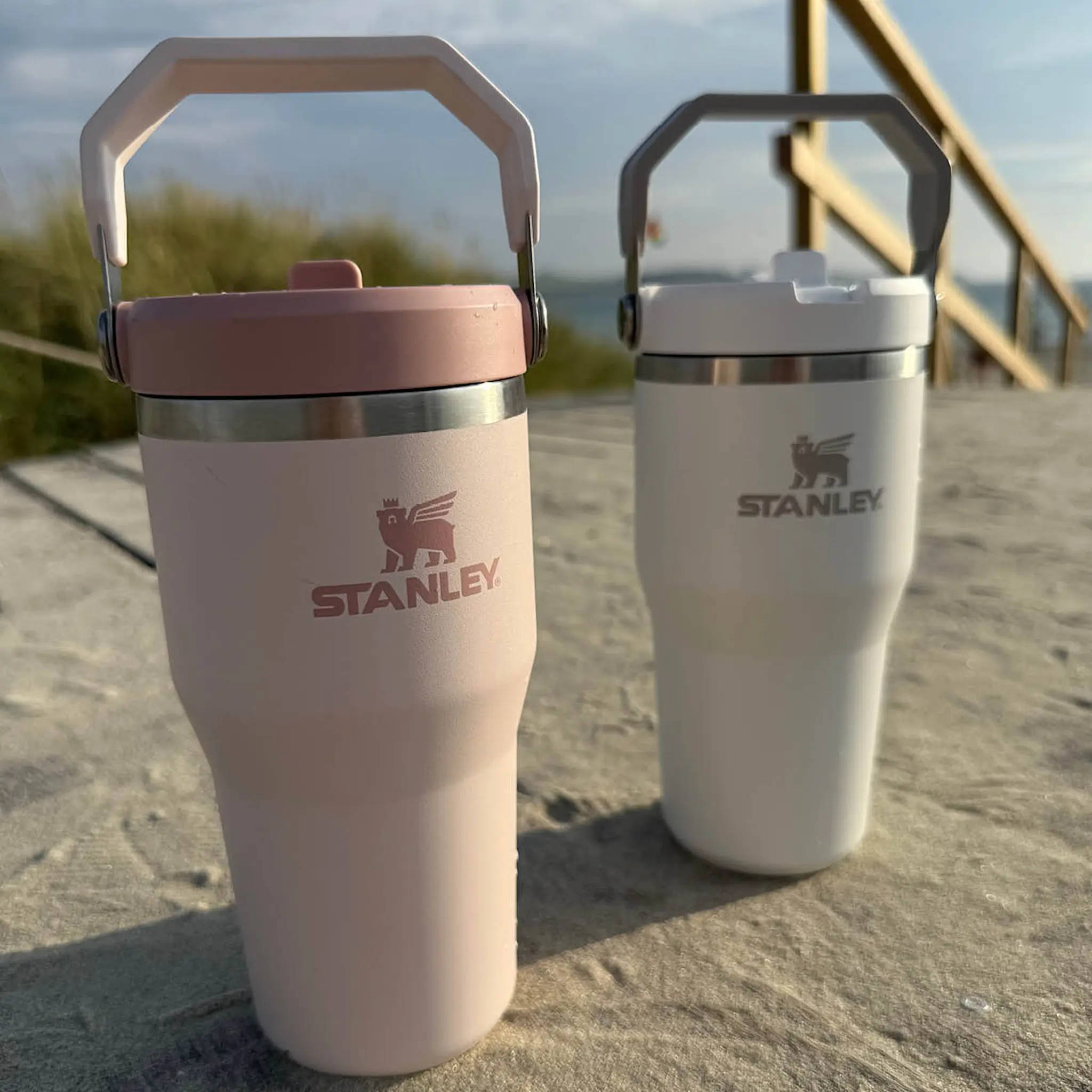 Stanley Iceflow Flip Straw tumbler termosflaska 0,6 L Frost