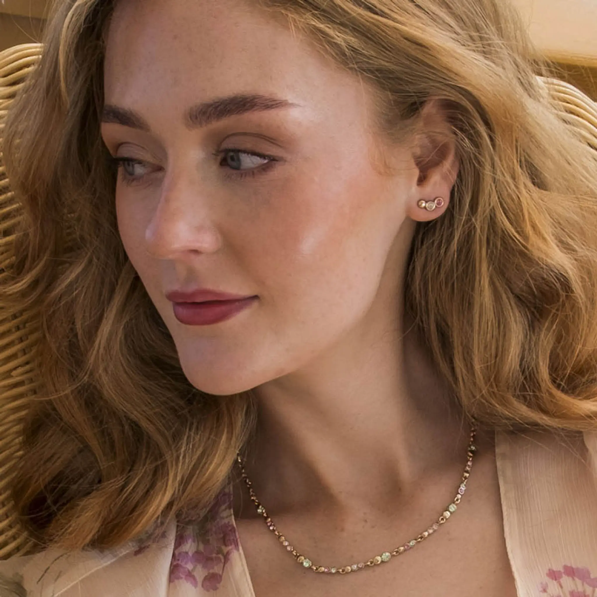 A&C Oslo AS Sweet Droplets små øredobber 12 mm gull/multi