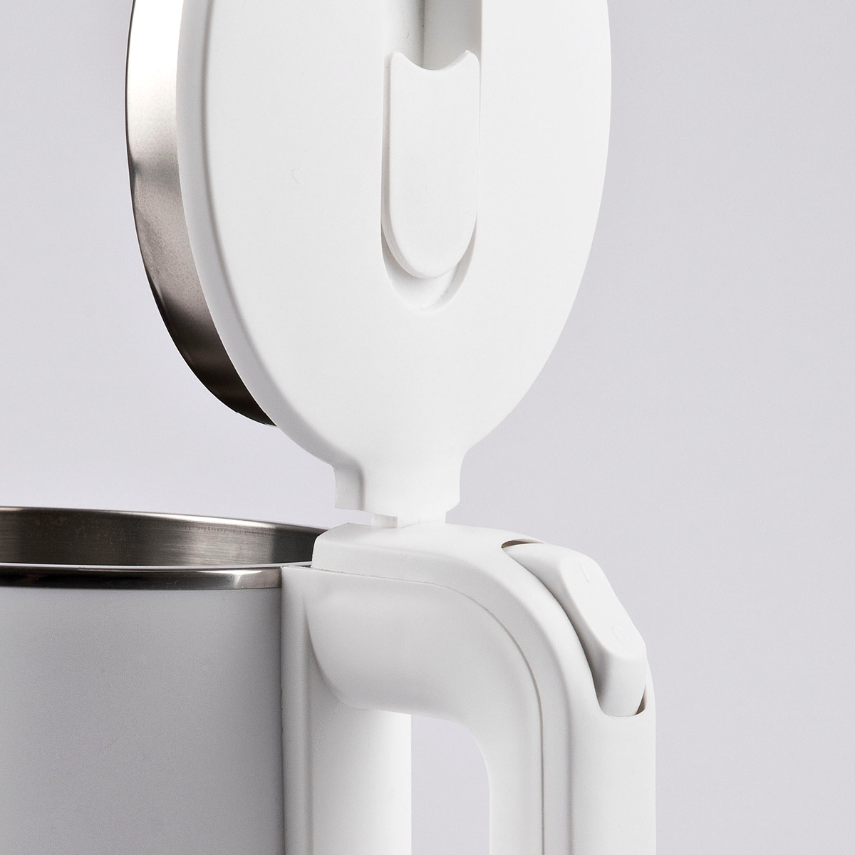 G3 Ferrari Essential Vedenkeitin 1,8L Valkoinen