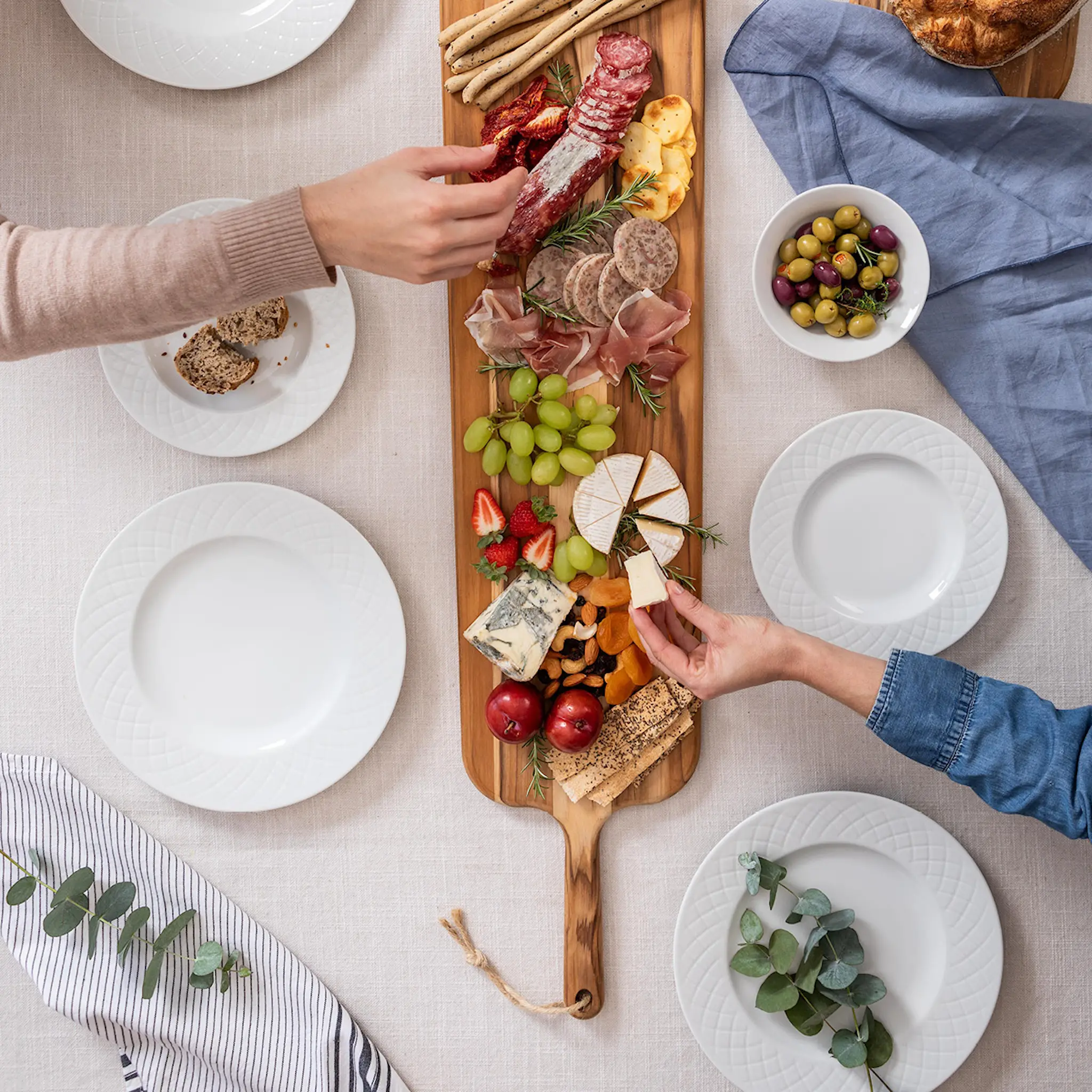 Tramontina BBQ by Hellstrøm serveringsbräda 120x23 cm natur