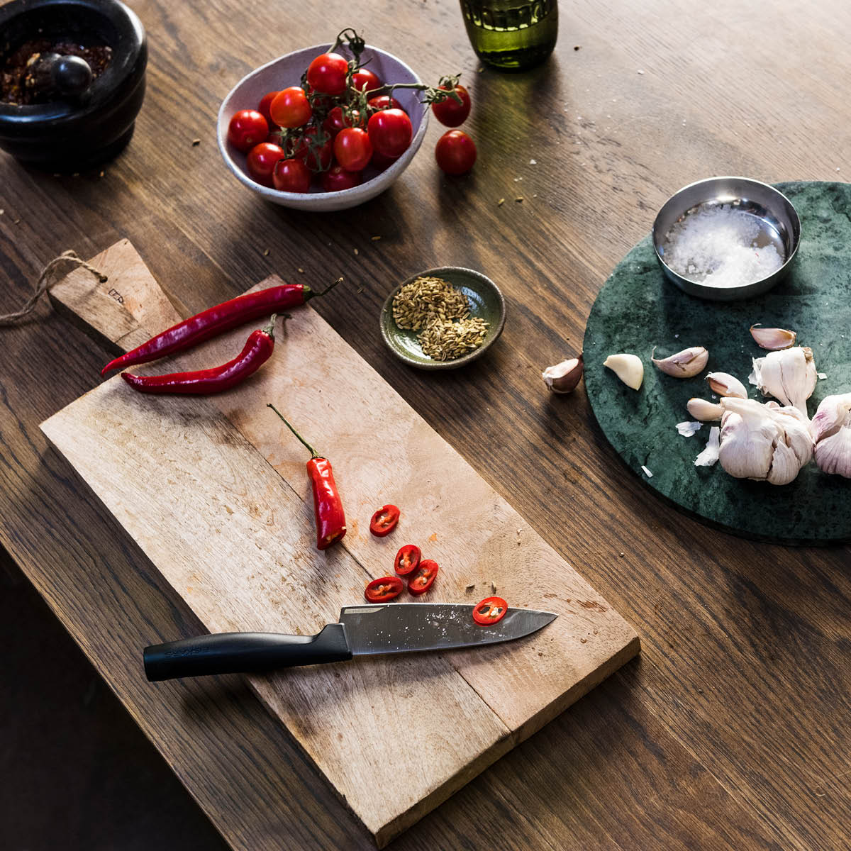 Fiskars Hard Edge Kokkiveitsi 13,5 cm