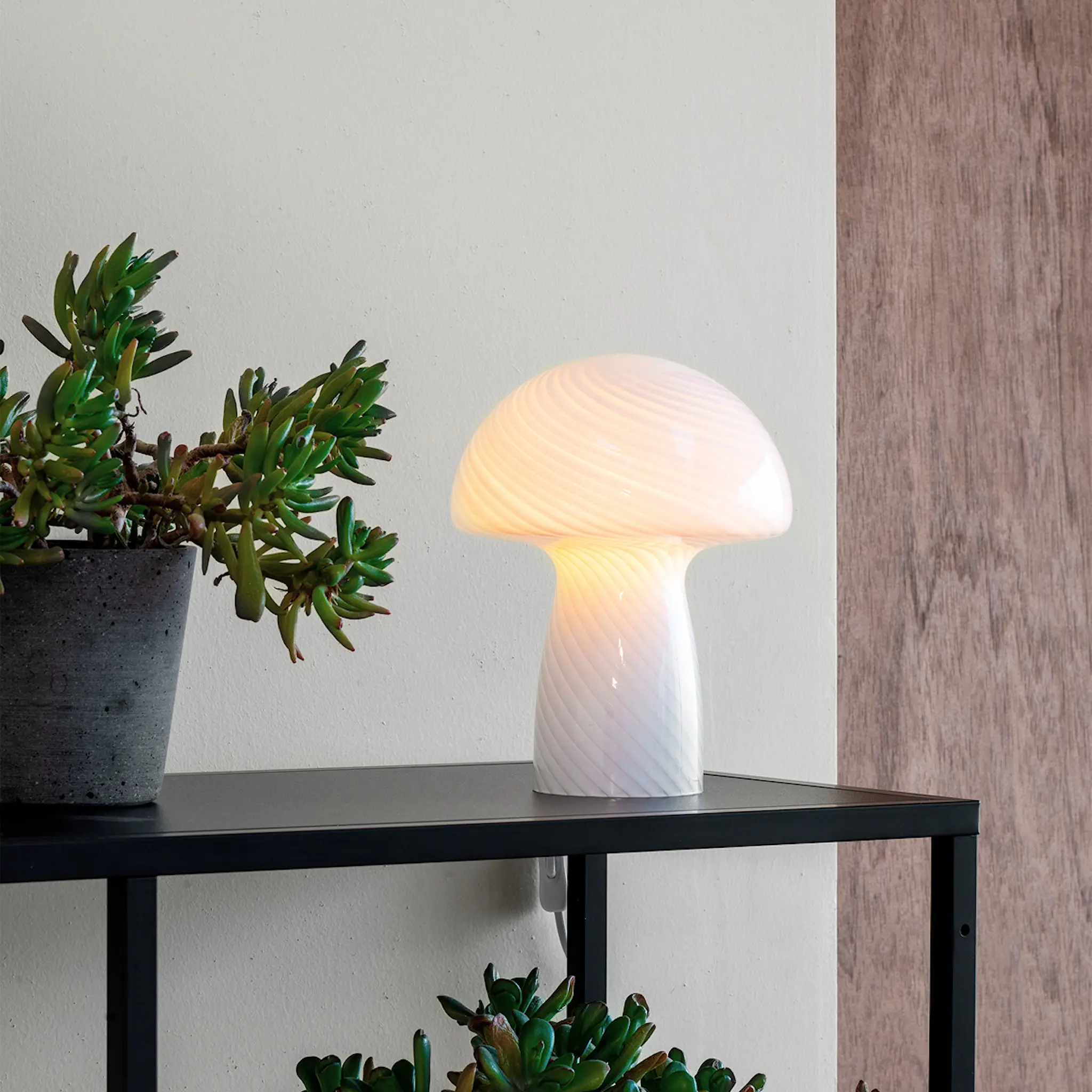 Dyberg Larsen Jenny bordslampa 23 cm vit