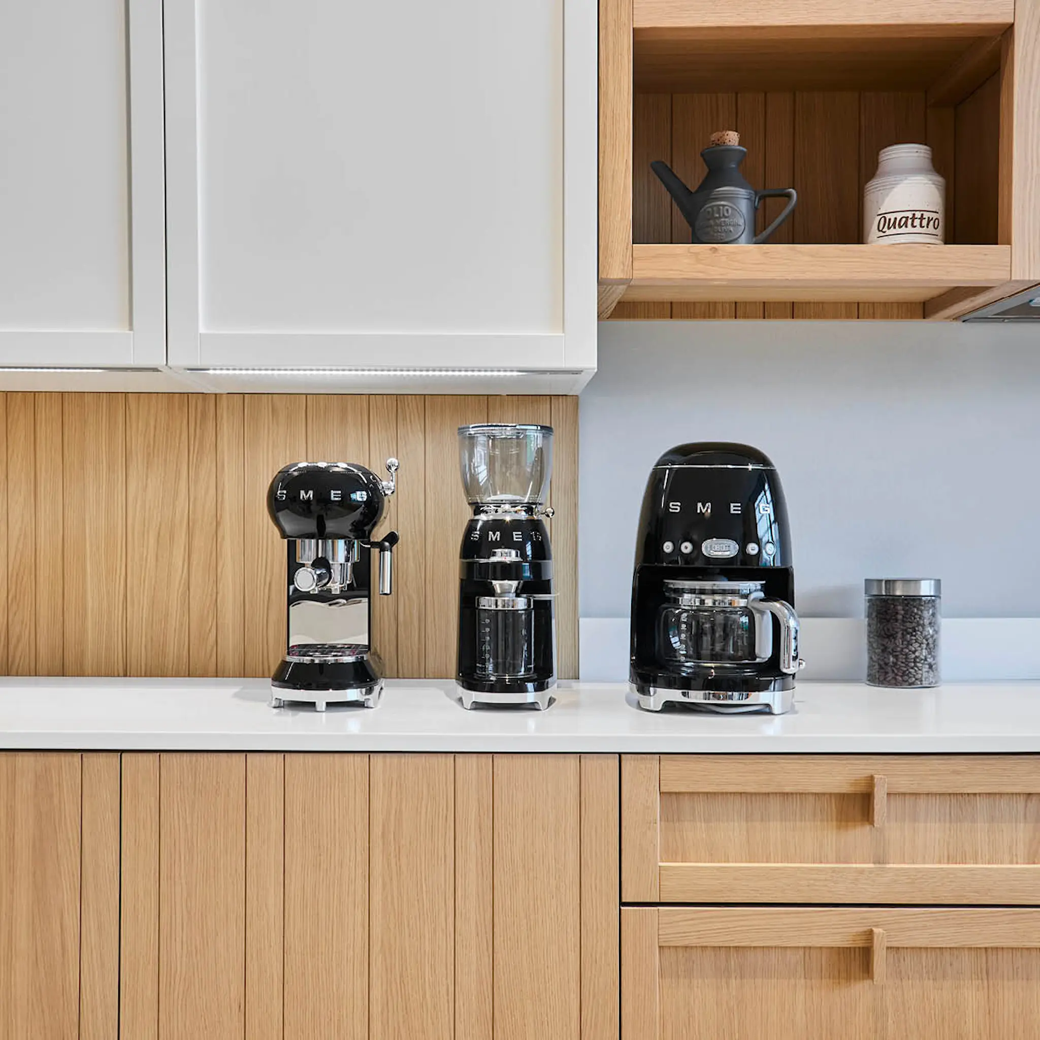 Smeg Smeg Kaffebryggare DCF02 1,4 L Svart