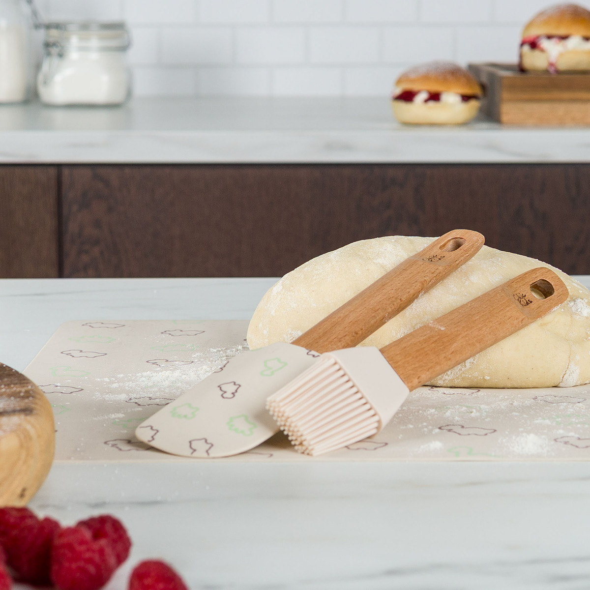 Modern House Chic Kids bakesett til barn 3 deler krem