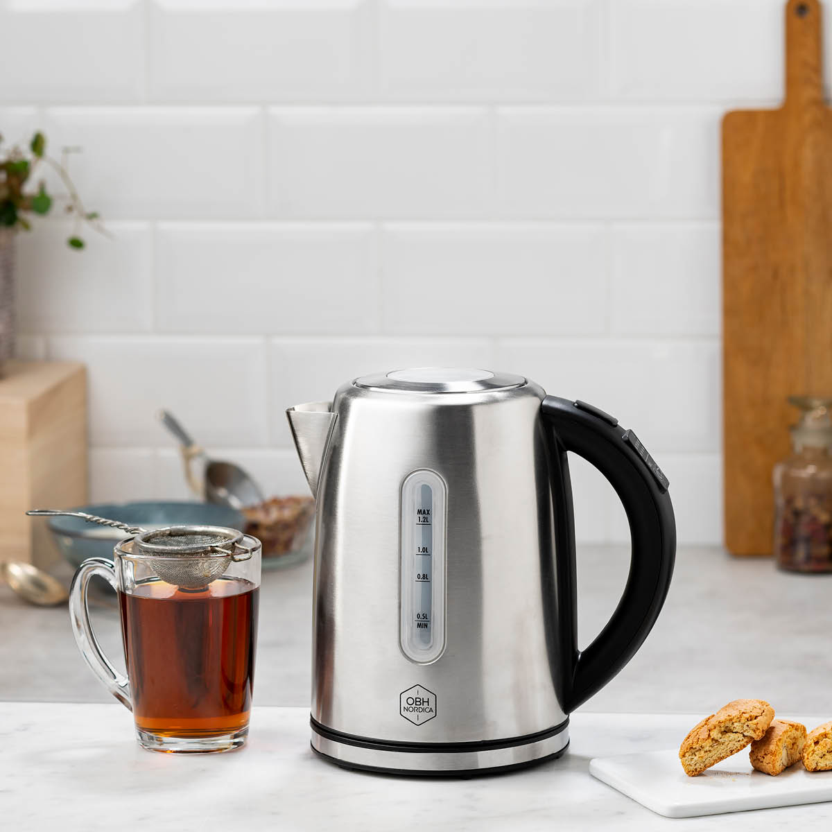 OBH Nordica Color glow vannkoker 2200W 1,2L stål
