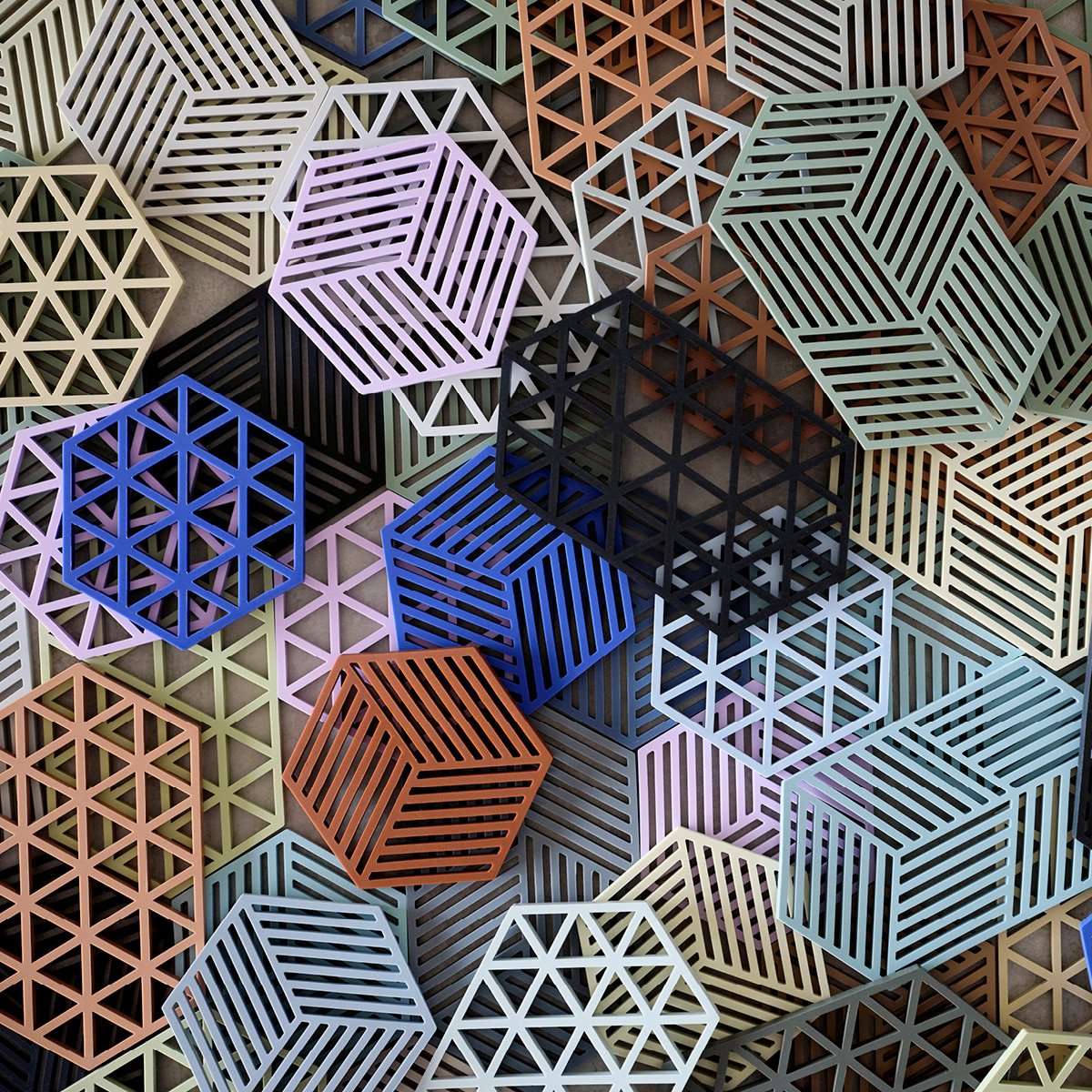 Zone Triangles Grytunderlägg 16 cm Almond