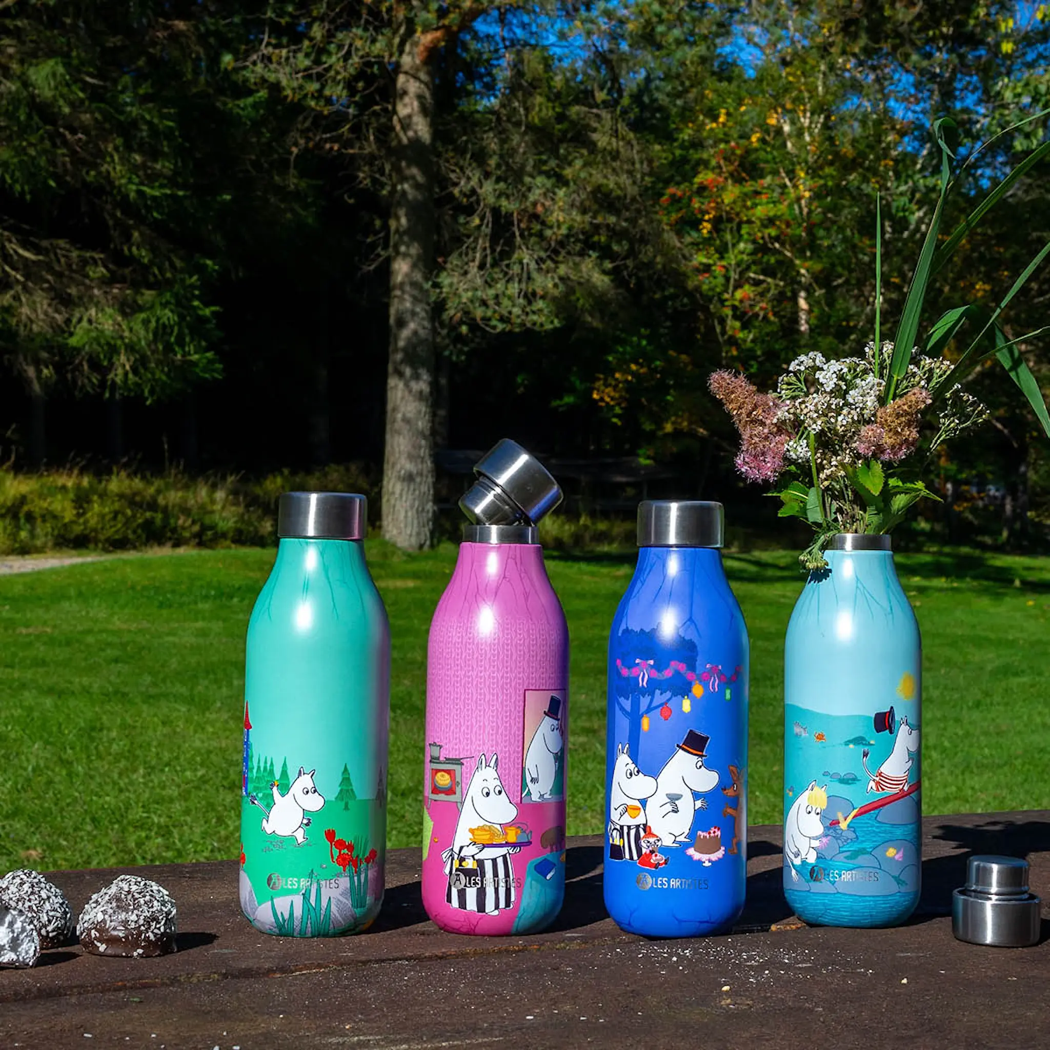 Les Artistes Bottle Up Muumi Termospullo 0,5 L Moomin celebrating