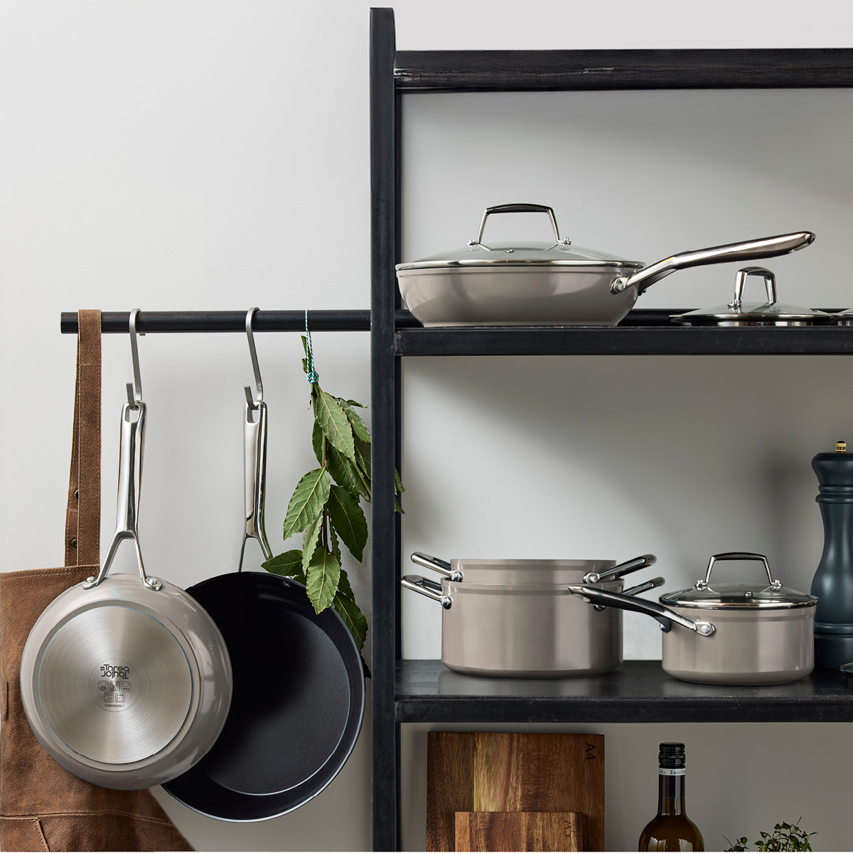 Tareq Taylor Vivian stekepanne 28 cm aluminium beige