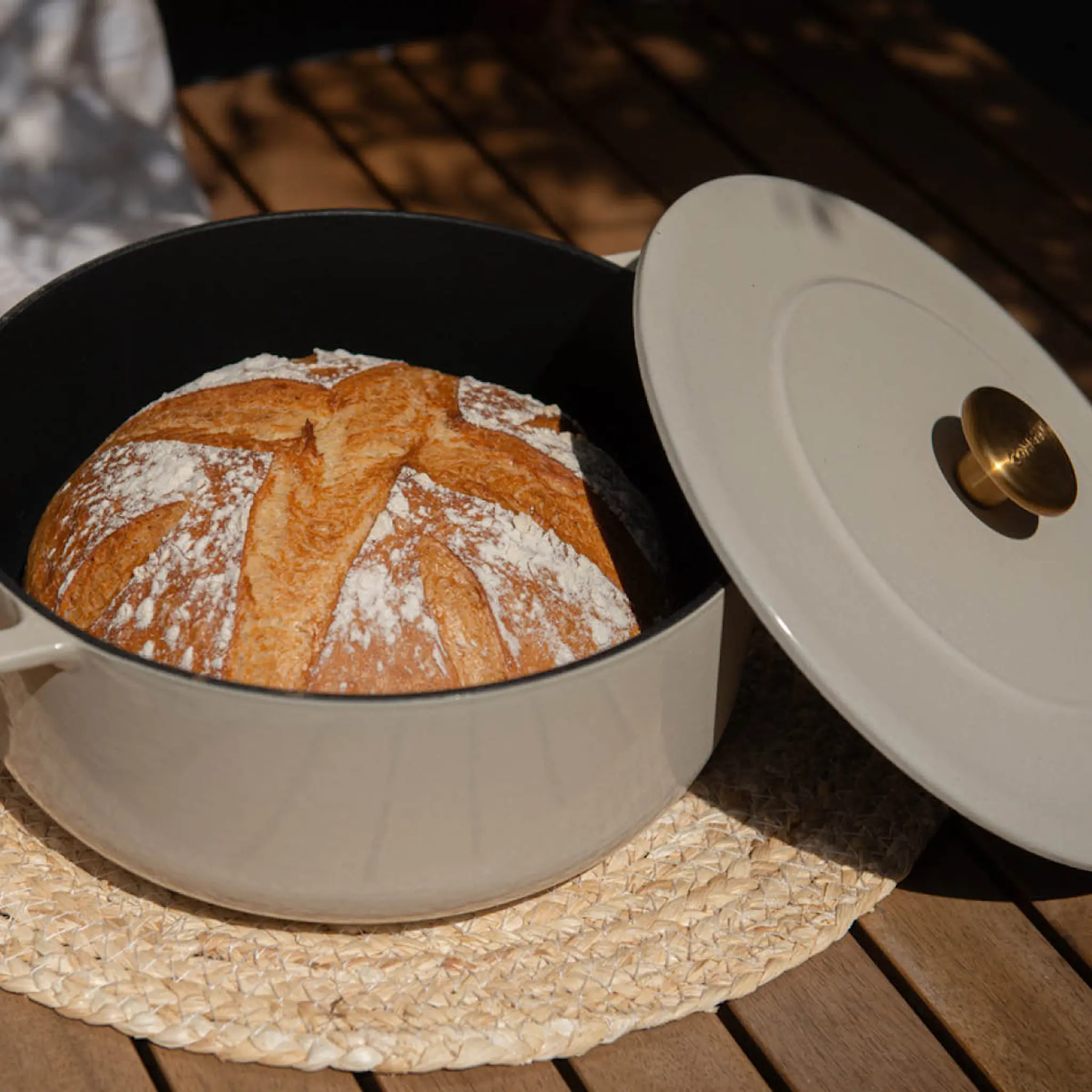 Combekk Gjutjärnsgryta 28 cm 5,3 L sand